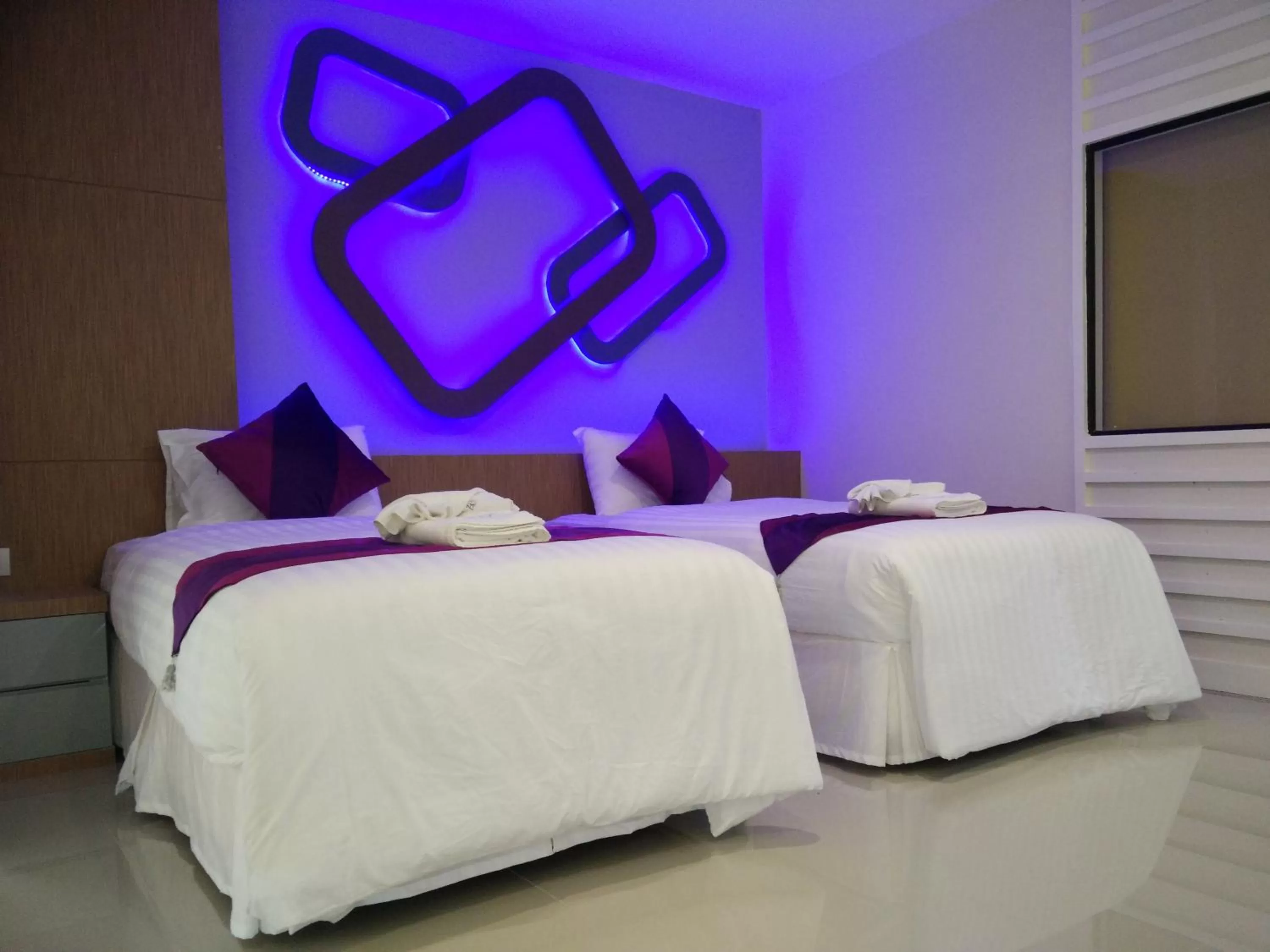Shower, Bed in Phitsanulok United