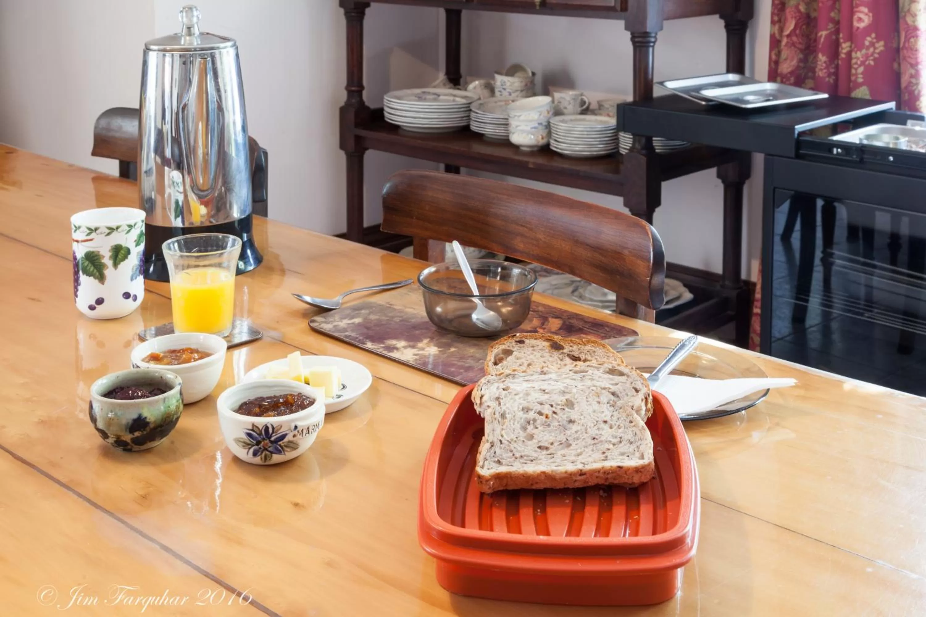 Continental breakfast in Aarn House B&B Airport Accommodation