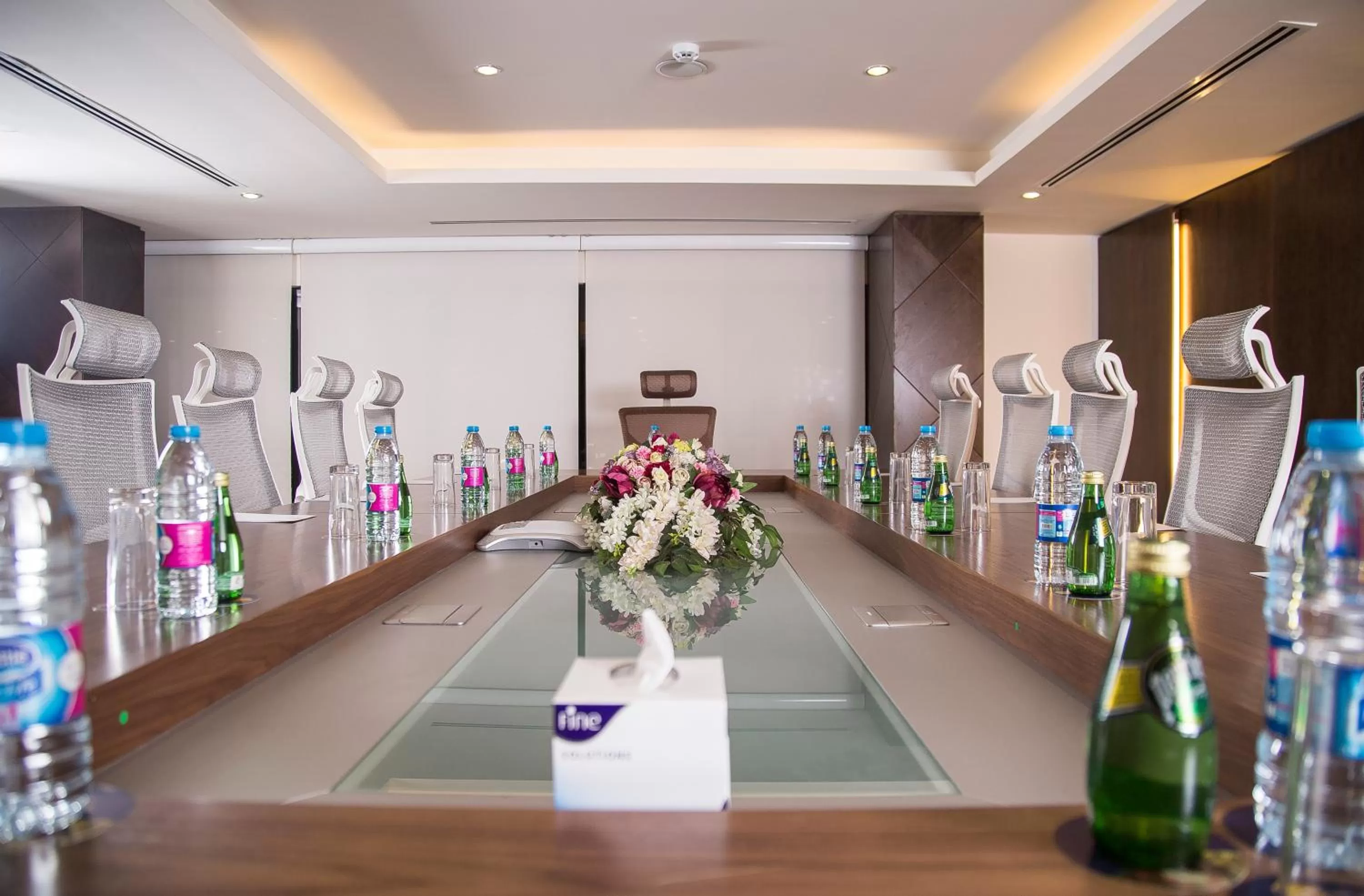 Meeting/conference room in Sulaf Luxury Hotel