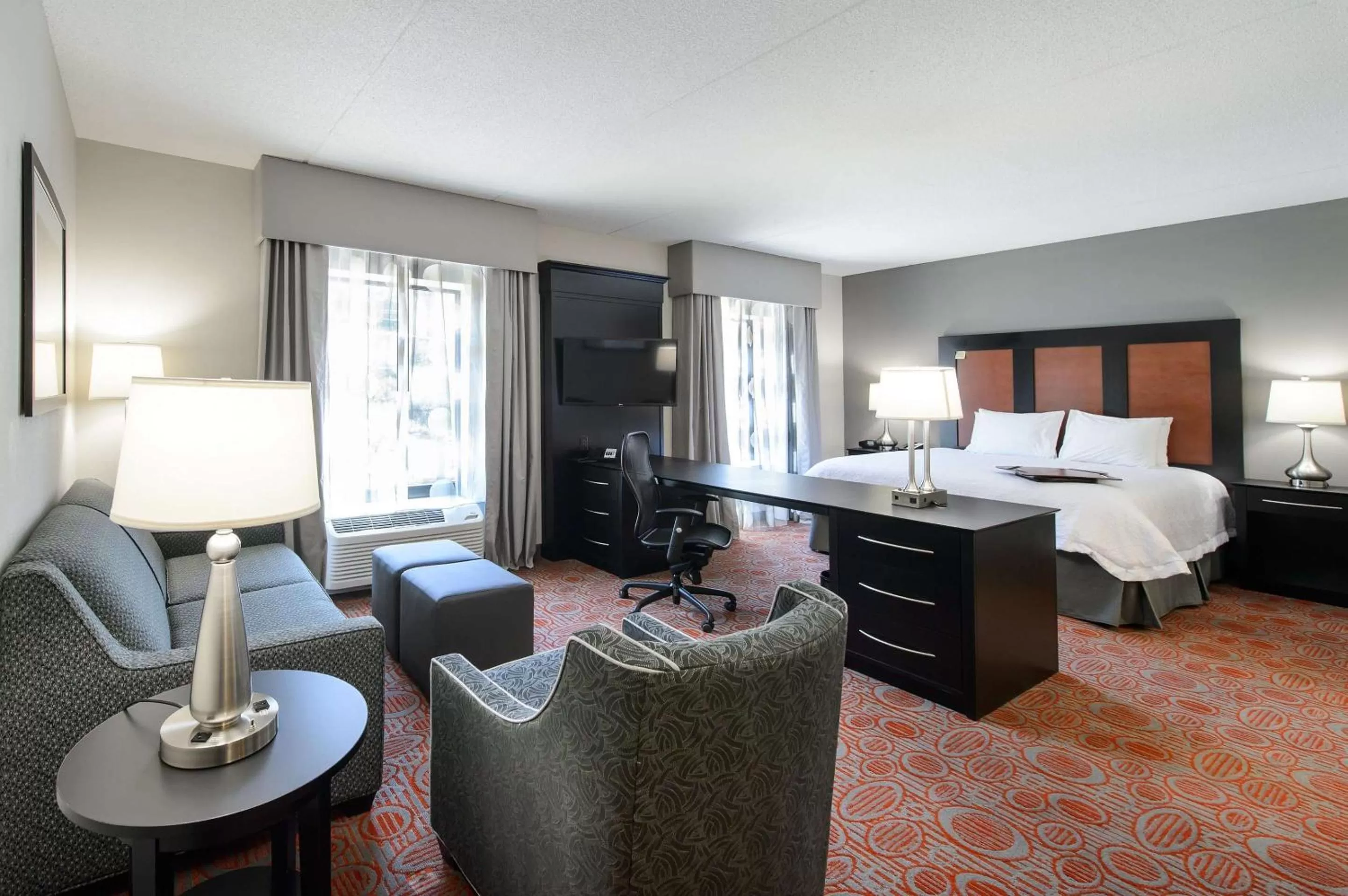 King Studio with Sofa Bed - Non-Smoking in Hampton Inn Stafford / Quantico-Aquia