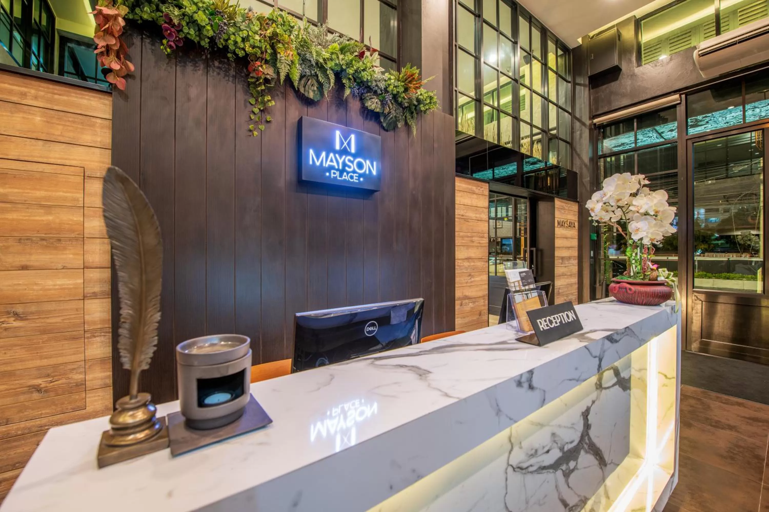 Mayson Place Hotel