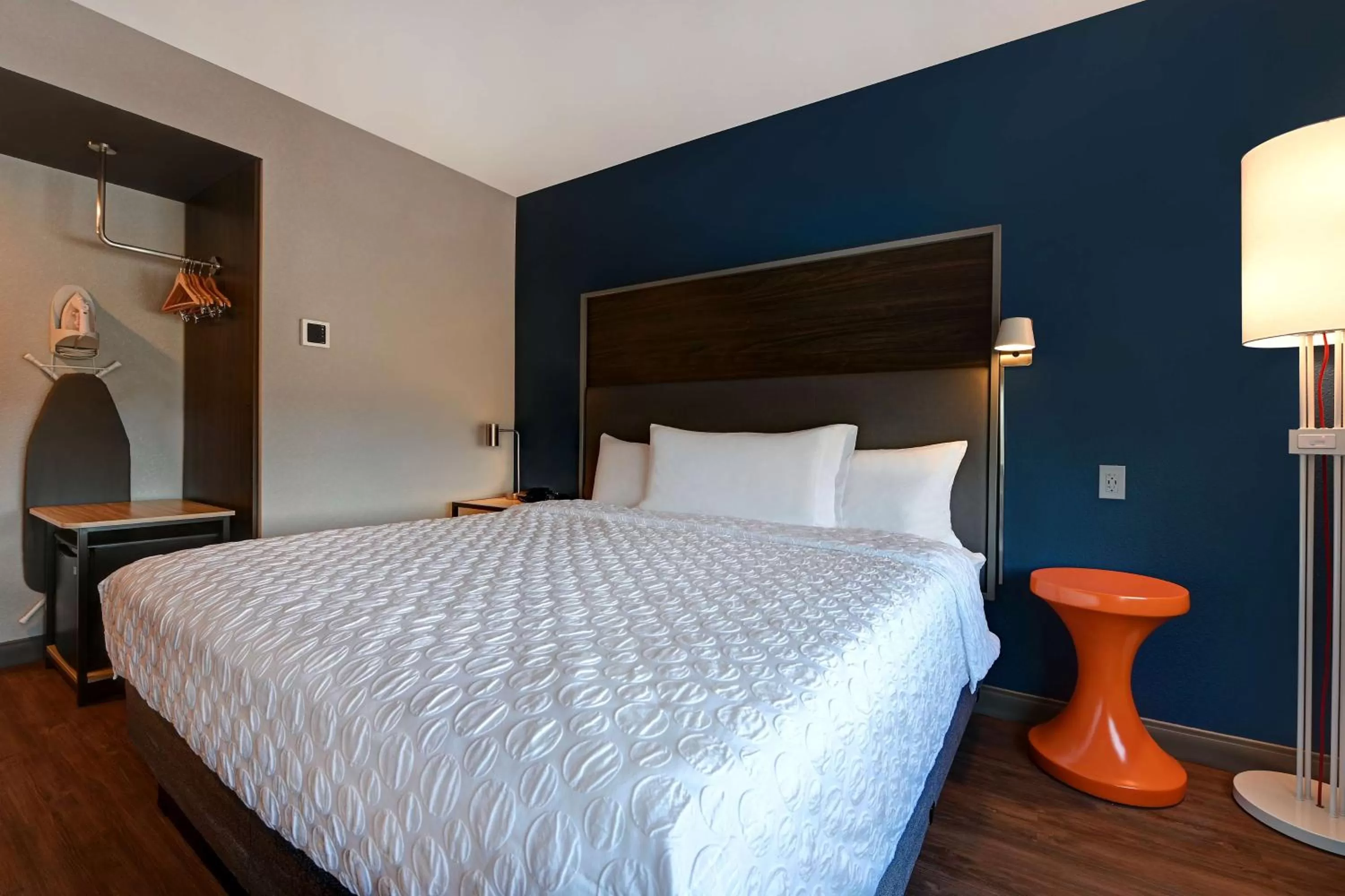 King Room - Hearing Accessible in Tru By Hilton Spokane Valley, Wa