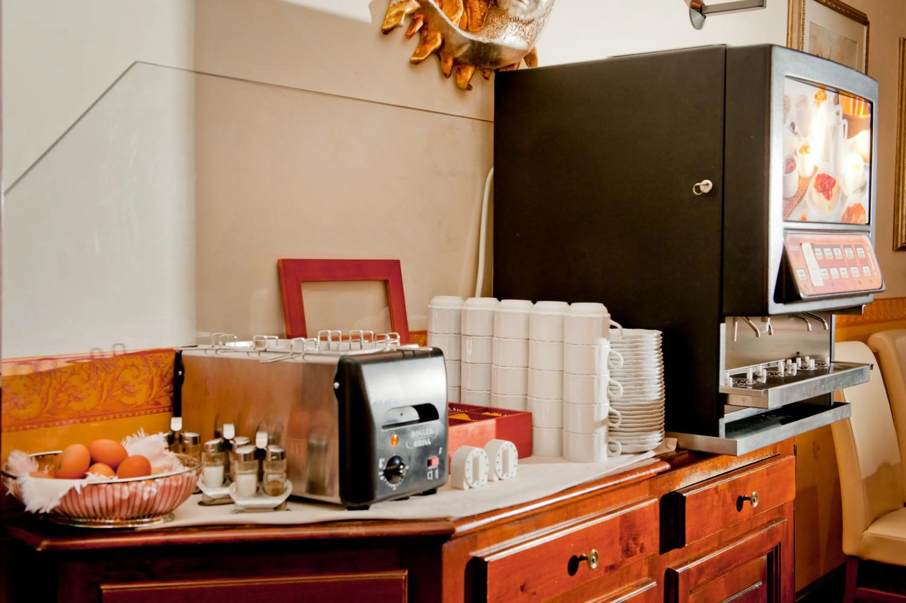 Restaurant/places to eat in Hotel Vivit ***S