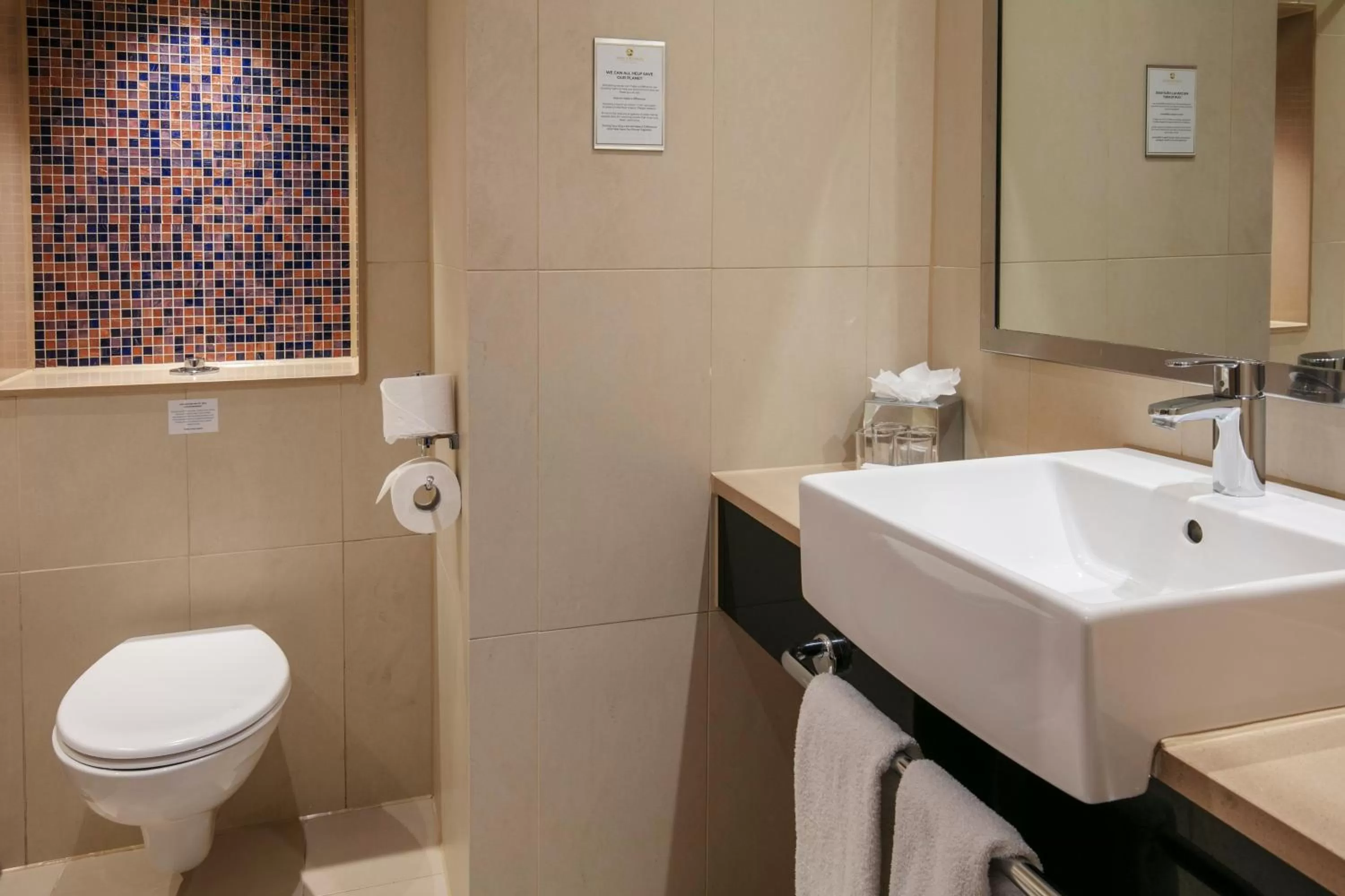 Bathroom in The Crown London, WorldHotels Distinctive
