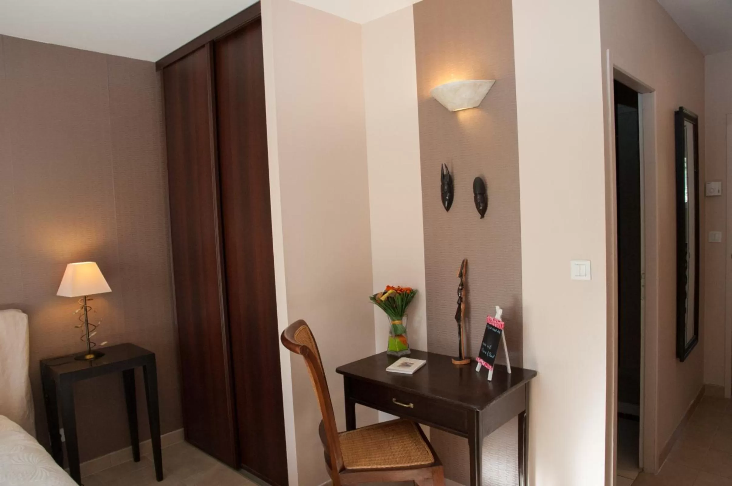 Bedroom, Dining Area in Le Mas Pinède