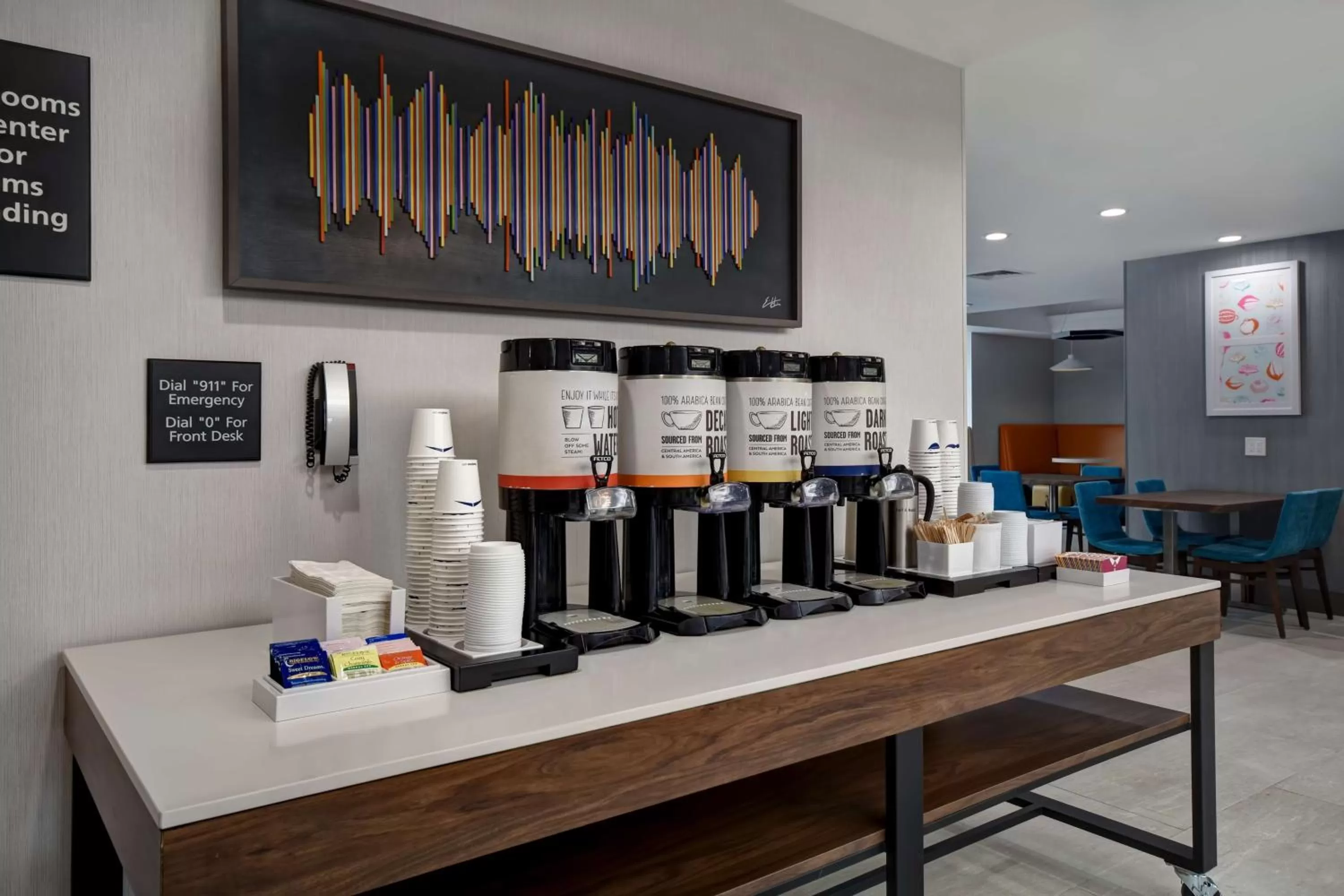 Restaurant/places to eat in Hampton Inn NY-JFK