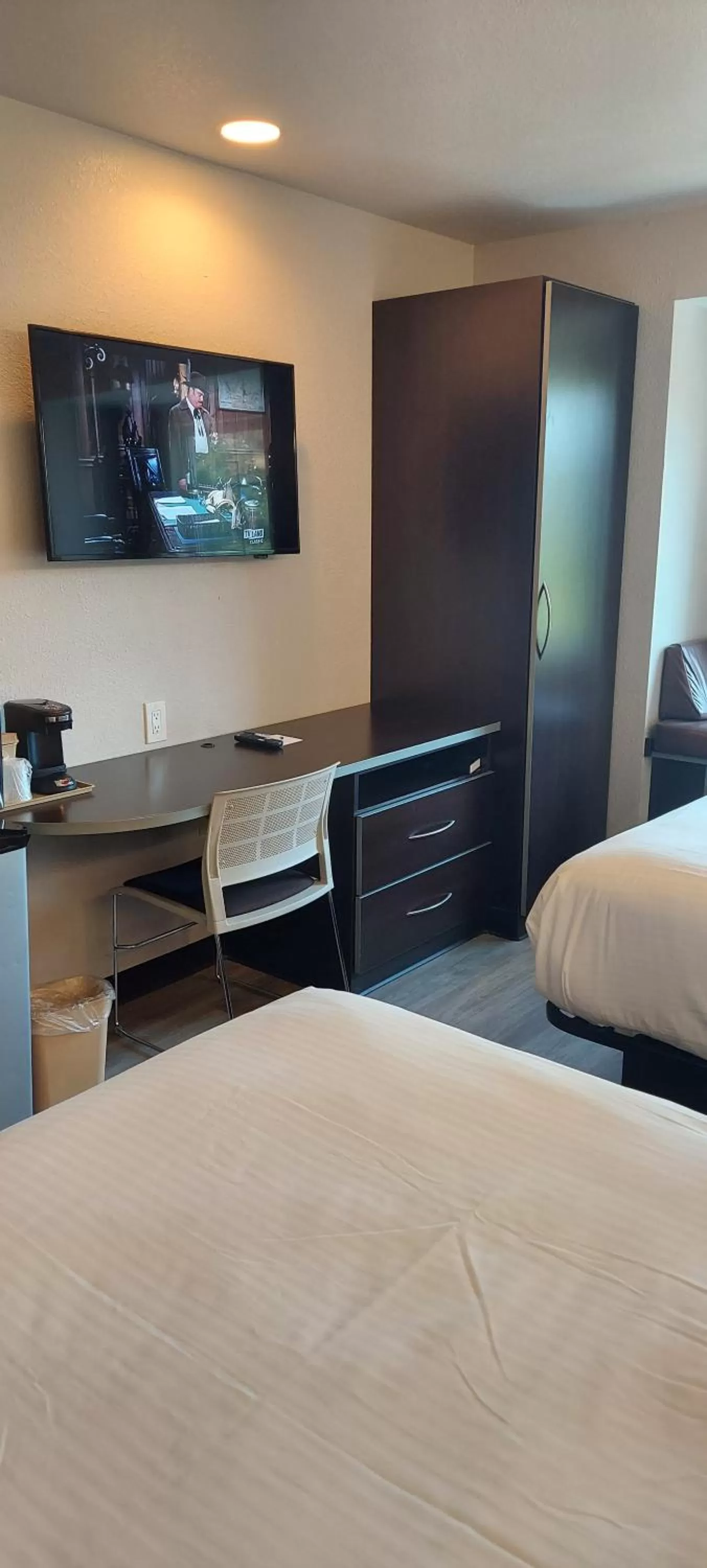 Bed in Microtel Inn & Suites by Wyndham Hoover/Birmingham