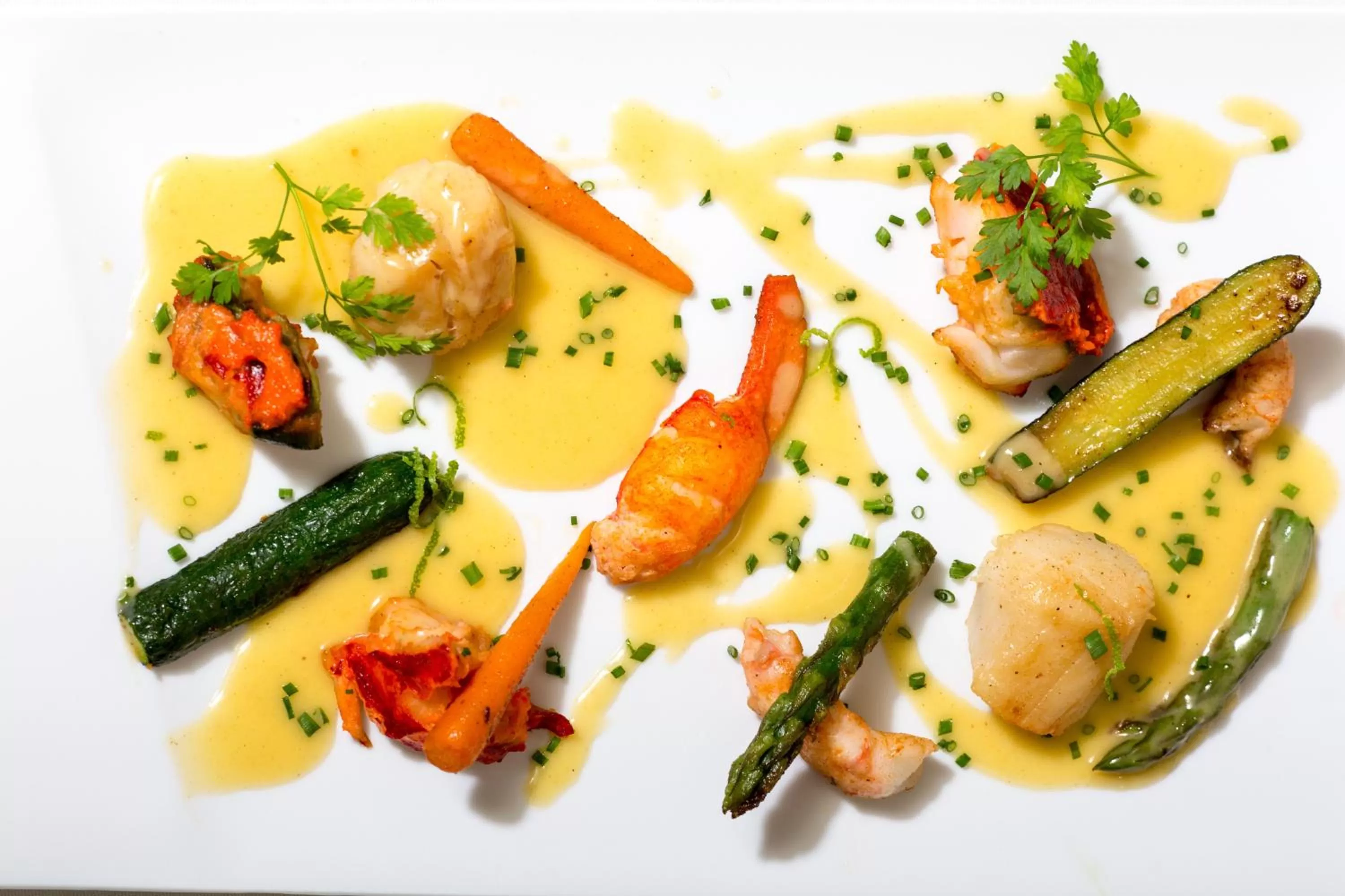 Lunch in Logis Hôtels Restaurant La Mère Hamard