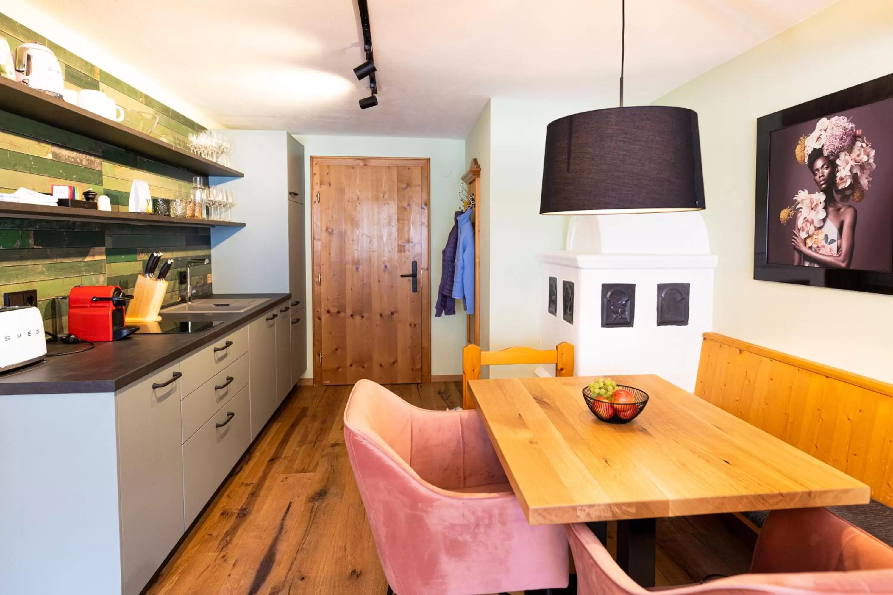 Kitchen or kitchenette in Wellness Aparthotel "Lechlife" incl Pool - 400m zum LIFT