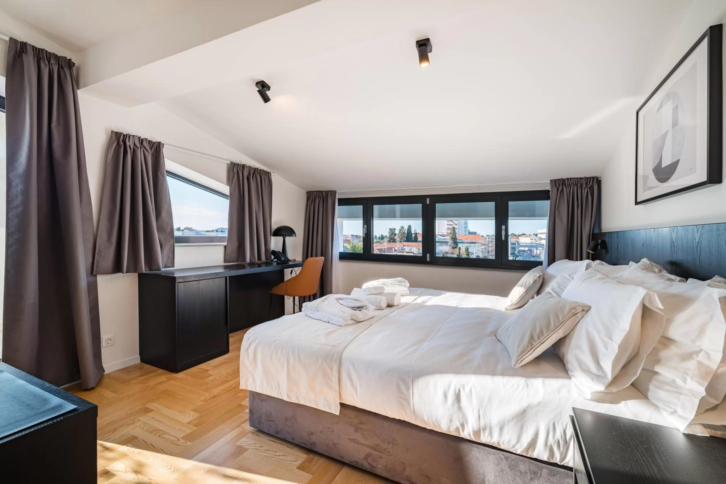 Photo of the whole room, Bed in Miramare Hotel