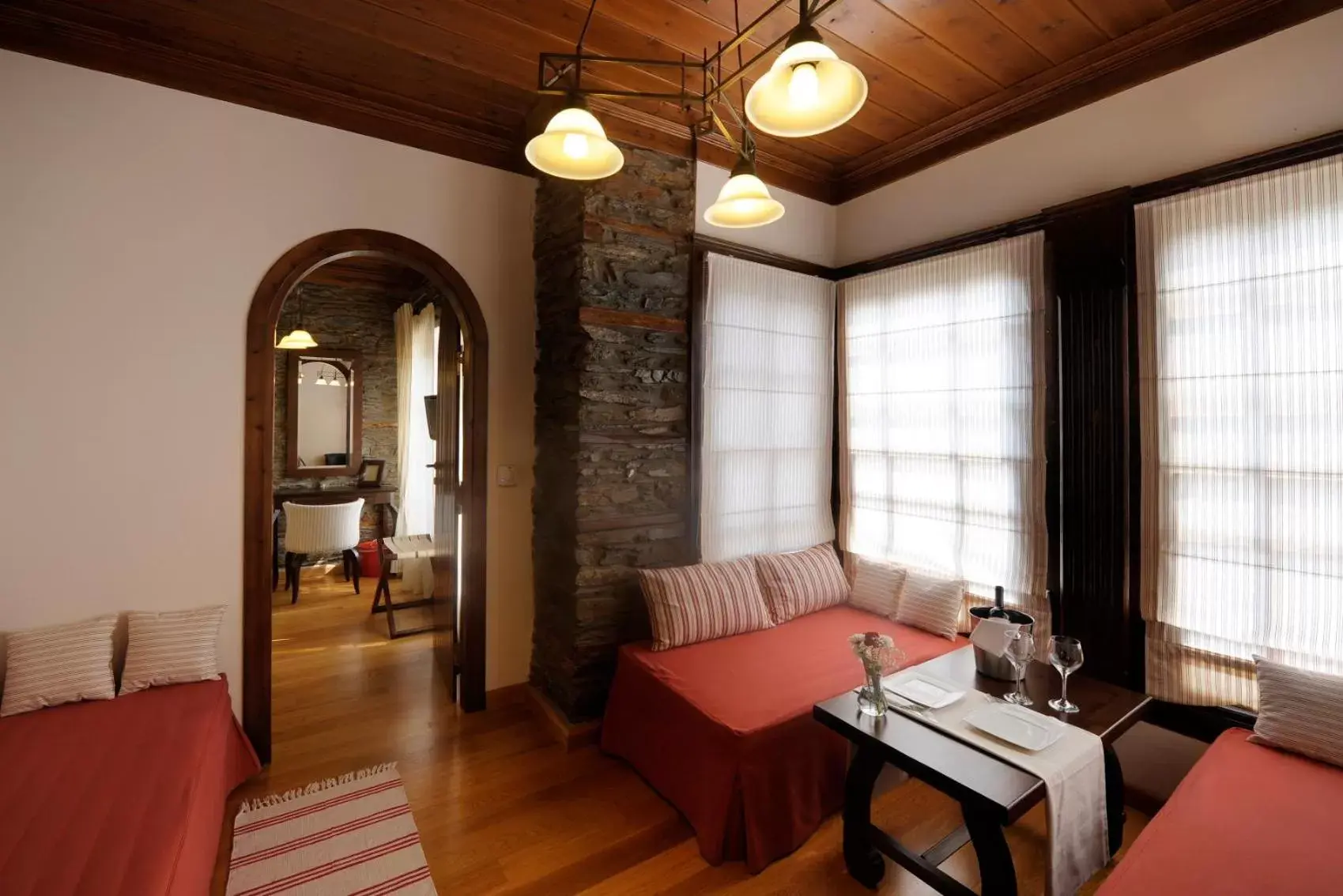 Suite - single occupancy in Marelia Hotel Suite - single occupancy in Marelia Hotel