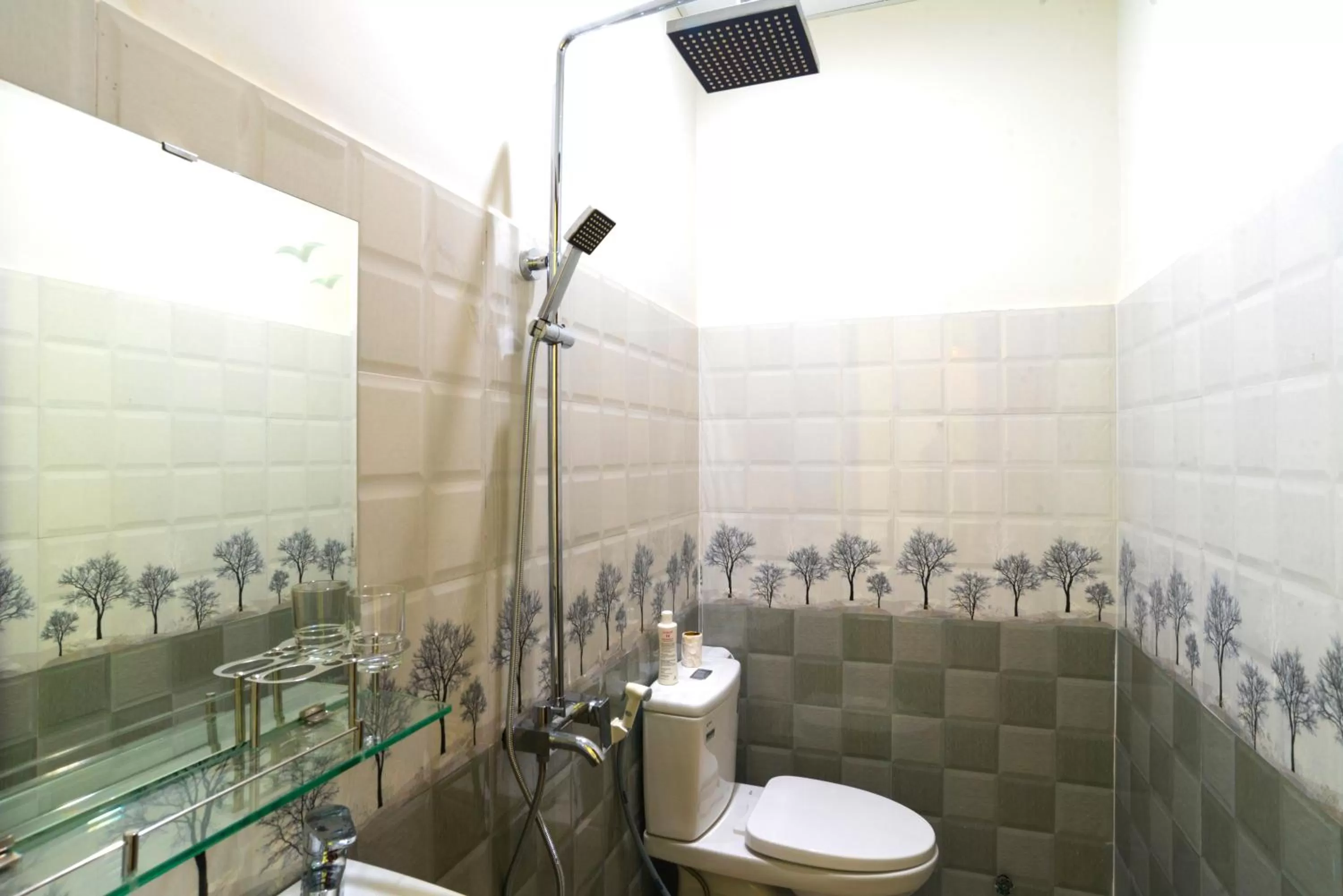 Shower in Cong Man Homestay Cham Island