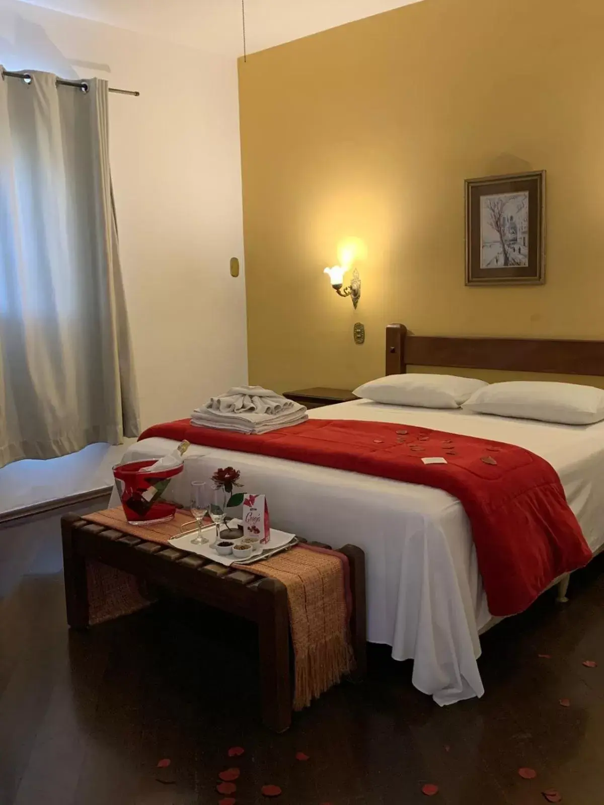 Quarto Duplo Standard com Vista da Cidade in Pousada Villa Real Quarto Duplo Standard com Vista da Cidade in Pousada Villa Real