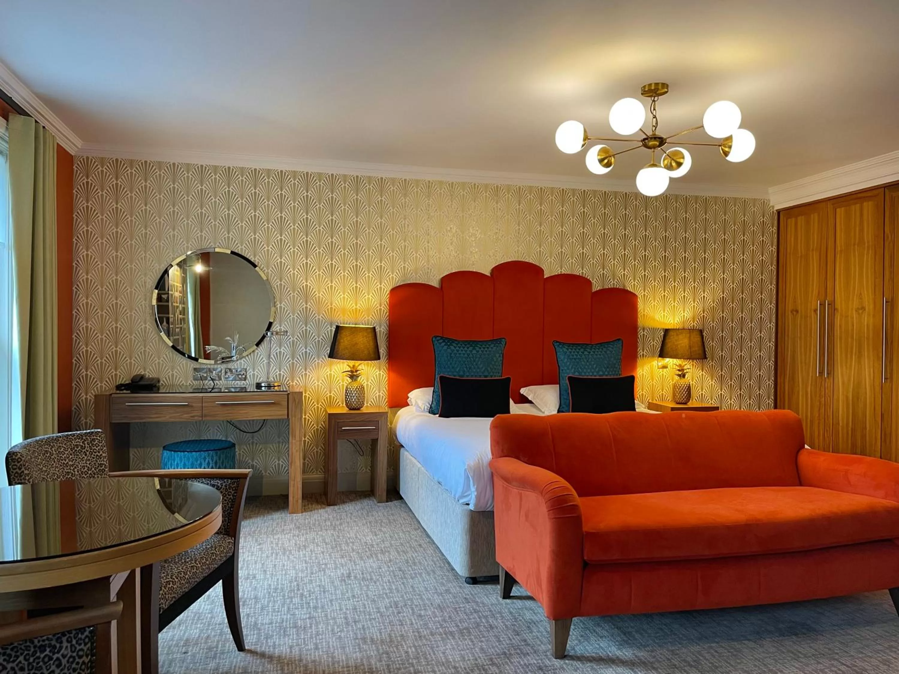 Bed in Park Farm Hotel