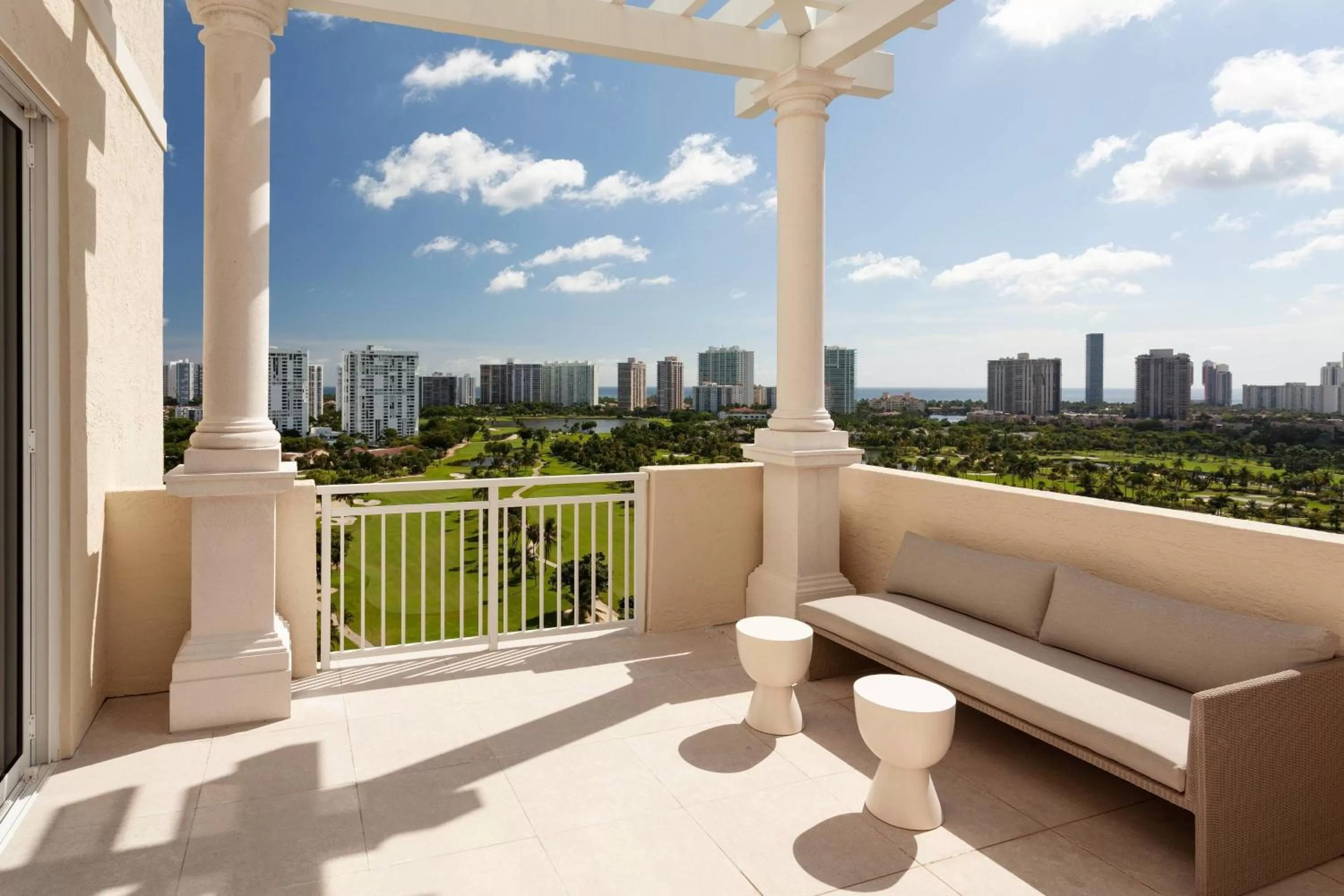Bedroom in JW Marriott Miami Turnberry Resort & Spa