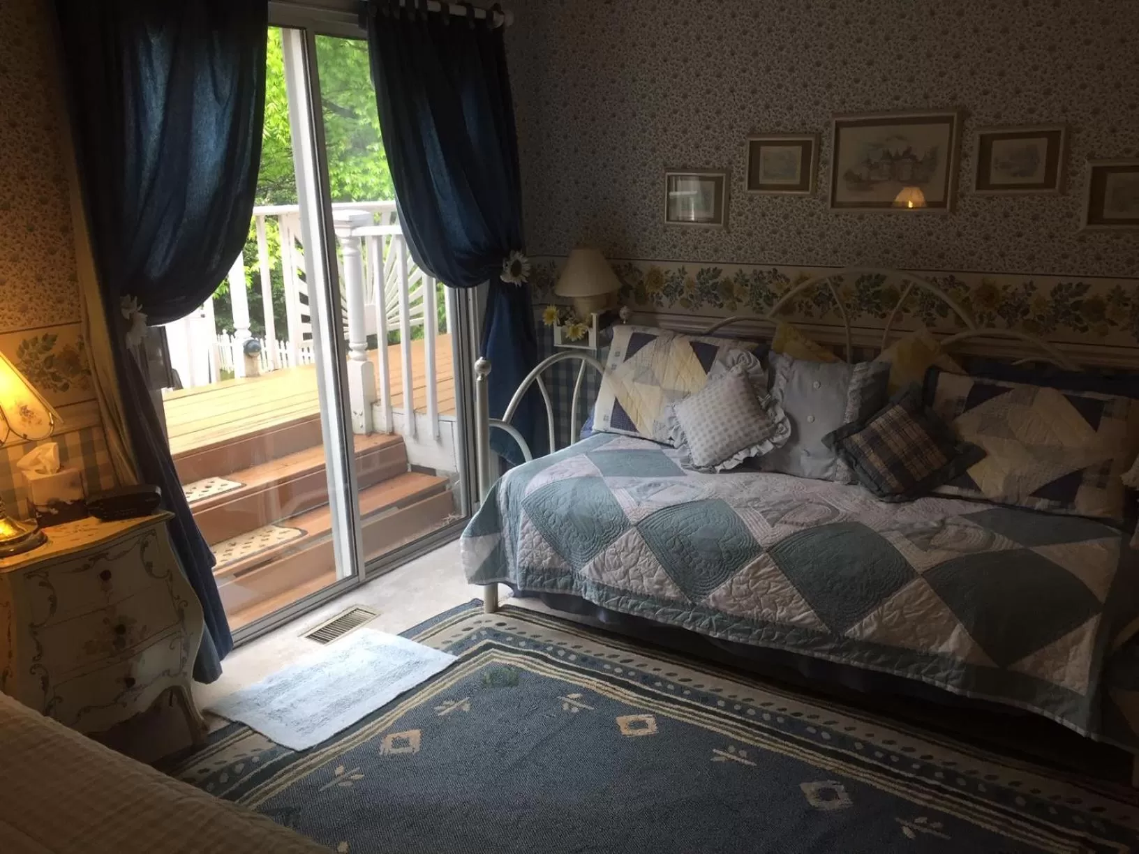 Bedroom, Bed in Hidden Valley B&B