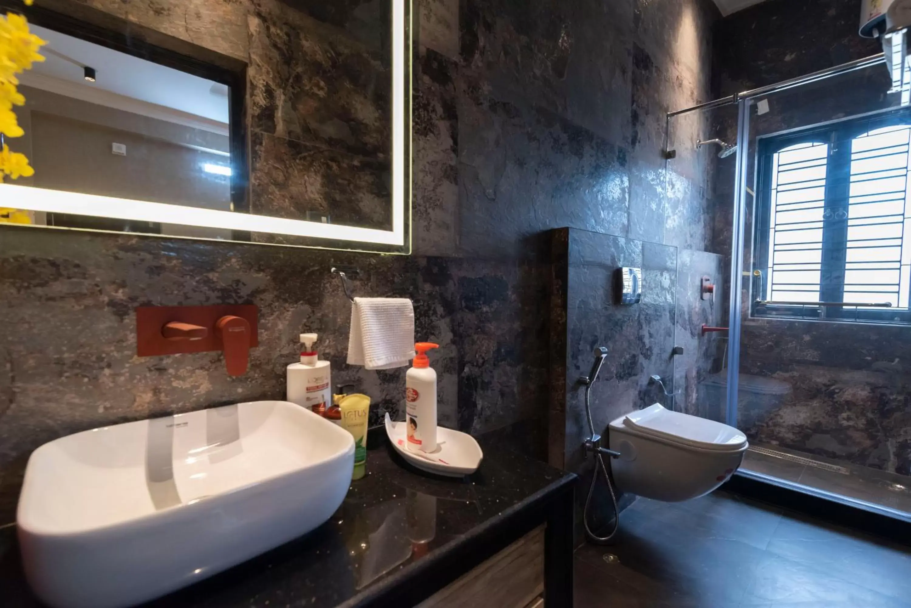 Deluxe Double Room in J's Nest Deluxe Double Room in J's Nest