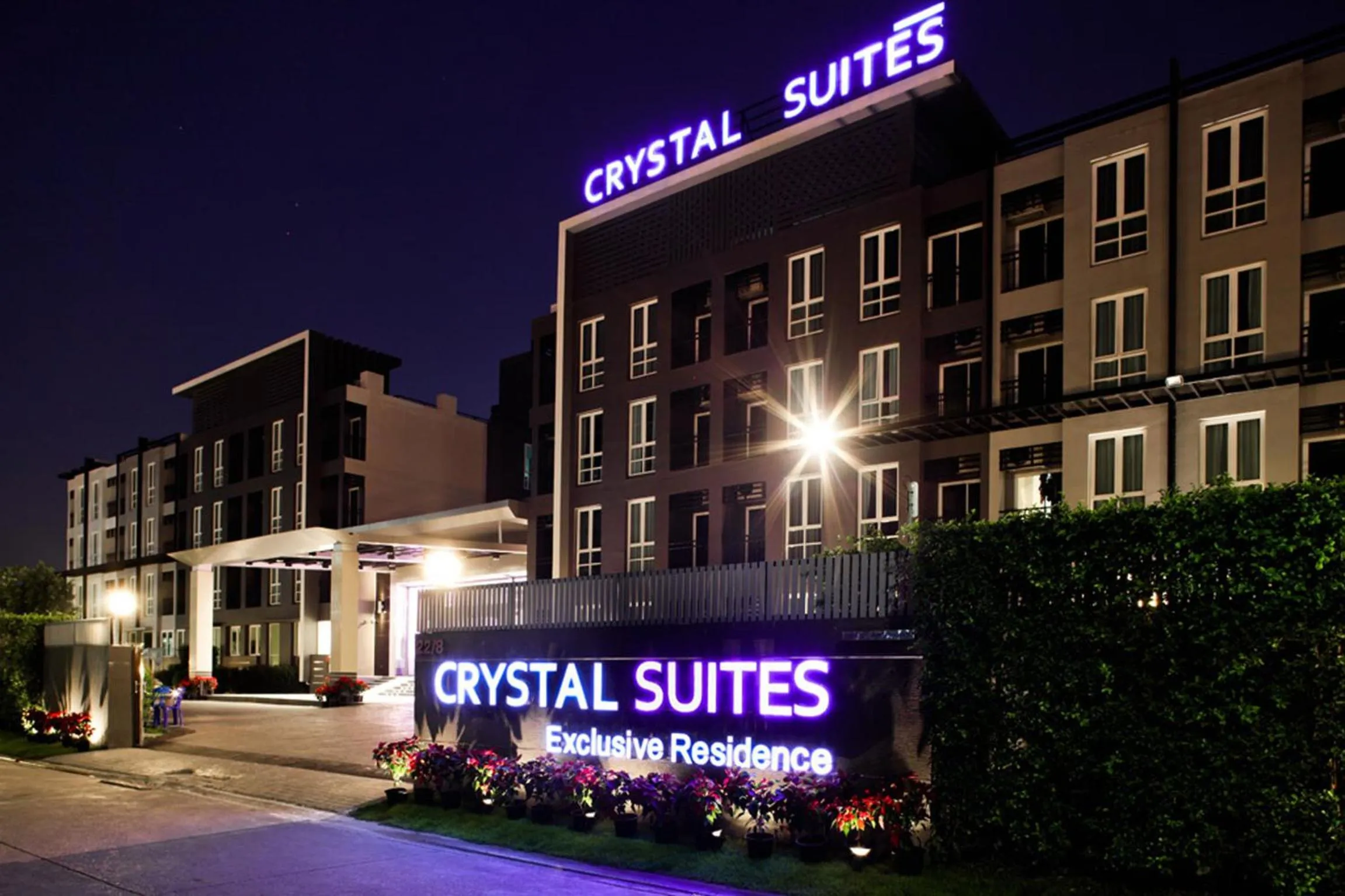 Property building in Crystal Suites Suvarnbhumi Airport