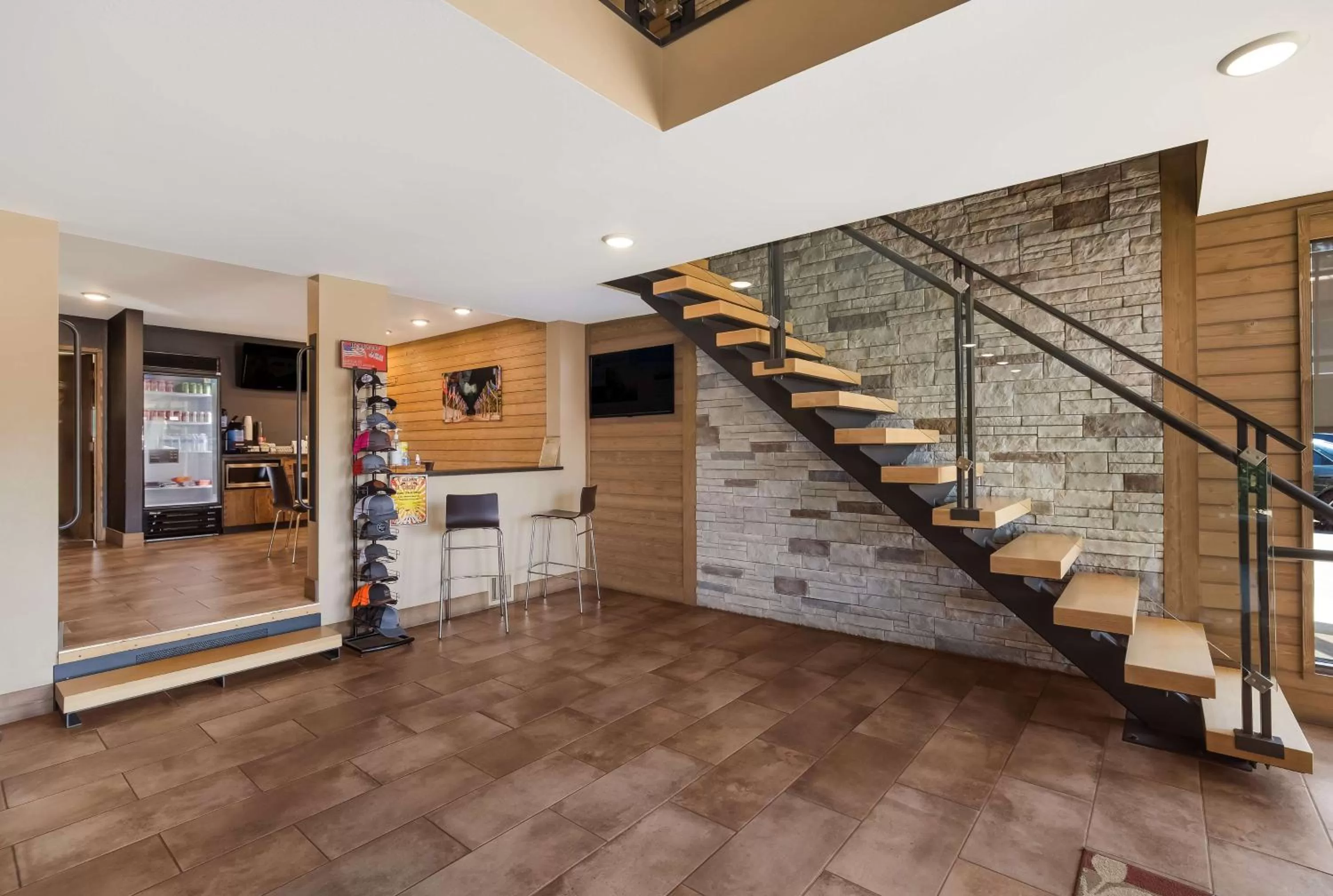 Lobby or reception in Best Western Plains Motel