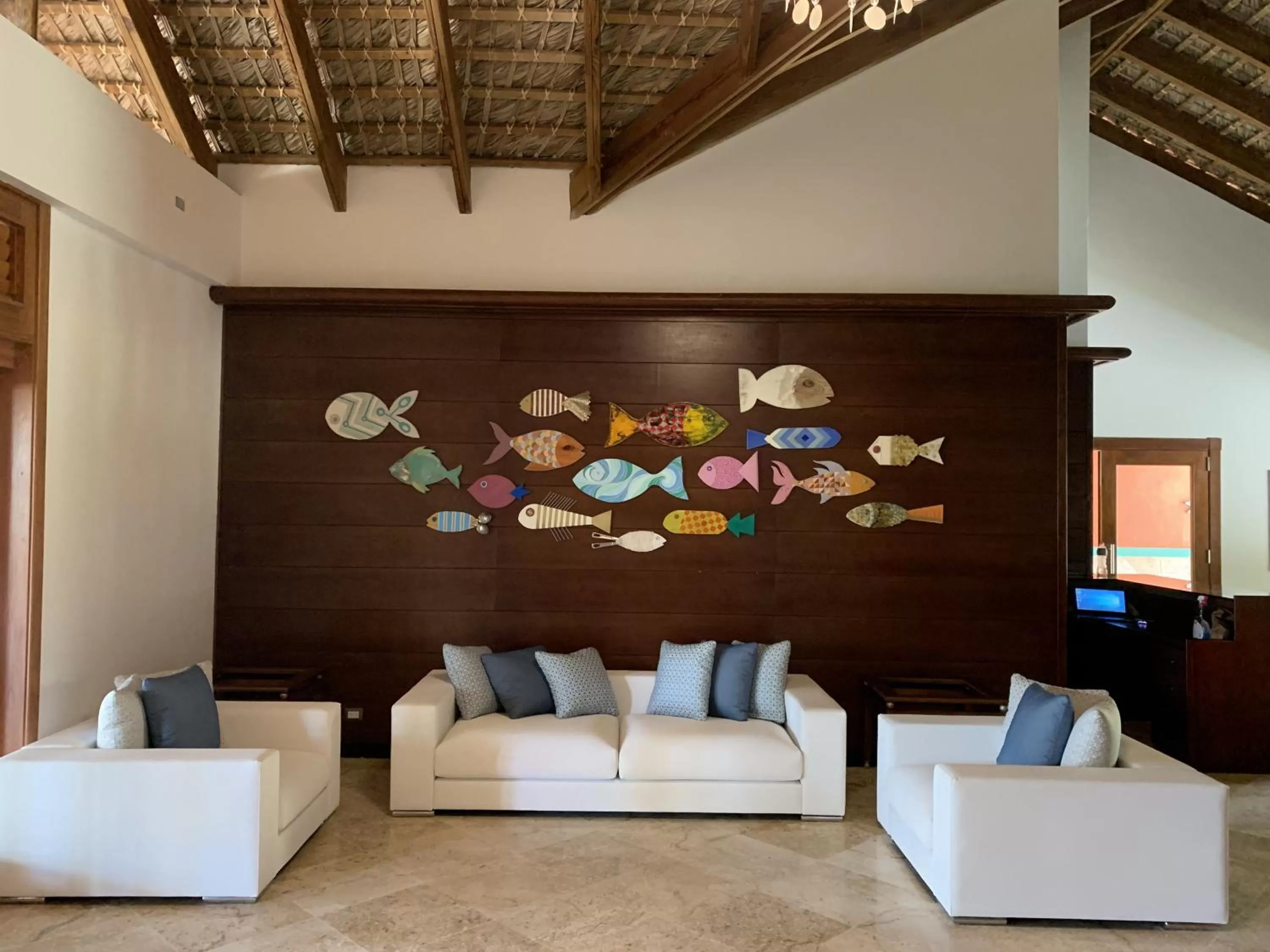 Lobby or reception, Seating Area in Sunset Boutique Hotel All Suites