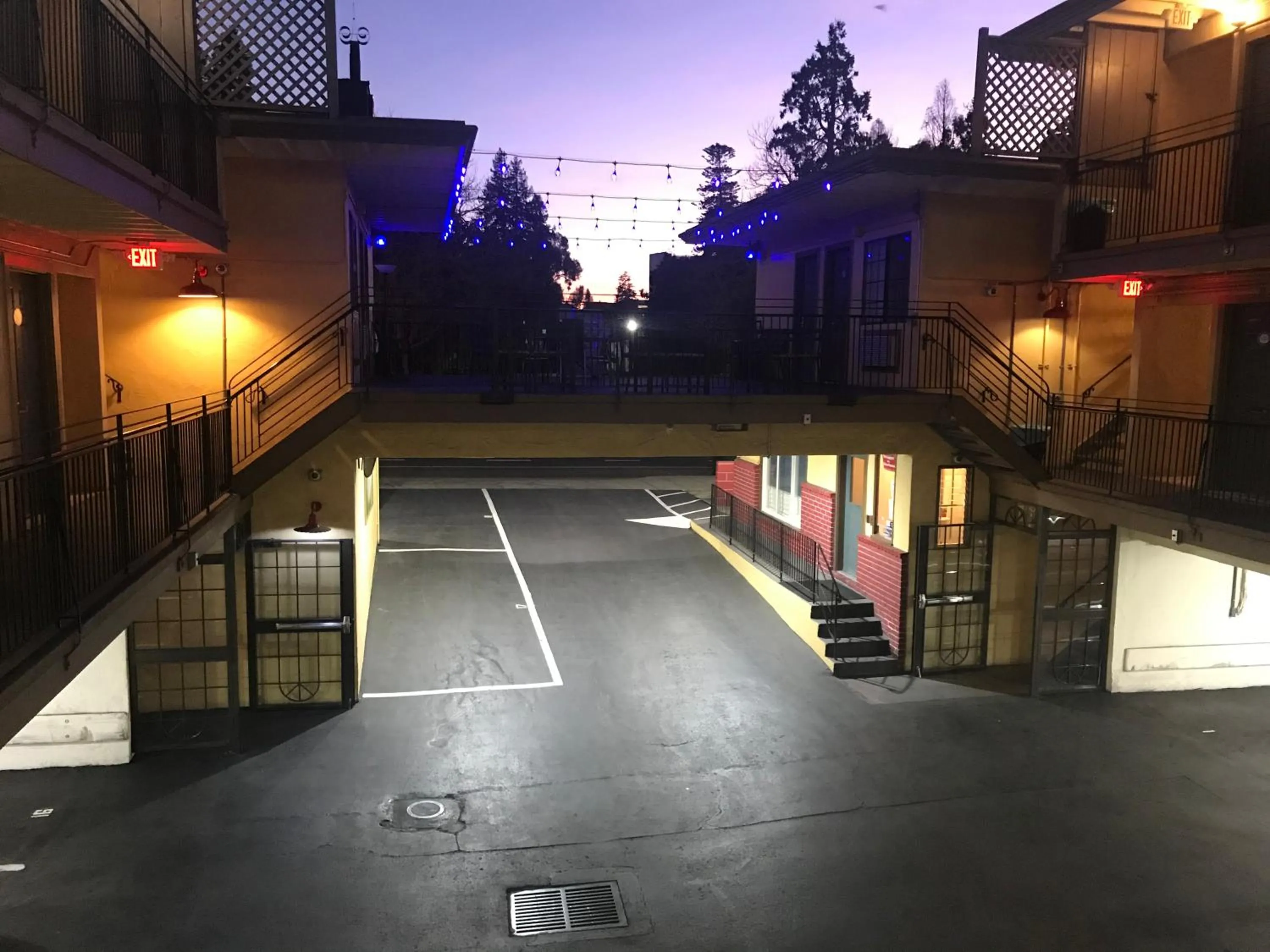 Decorative detail in Westwind Lodge