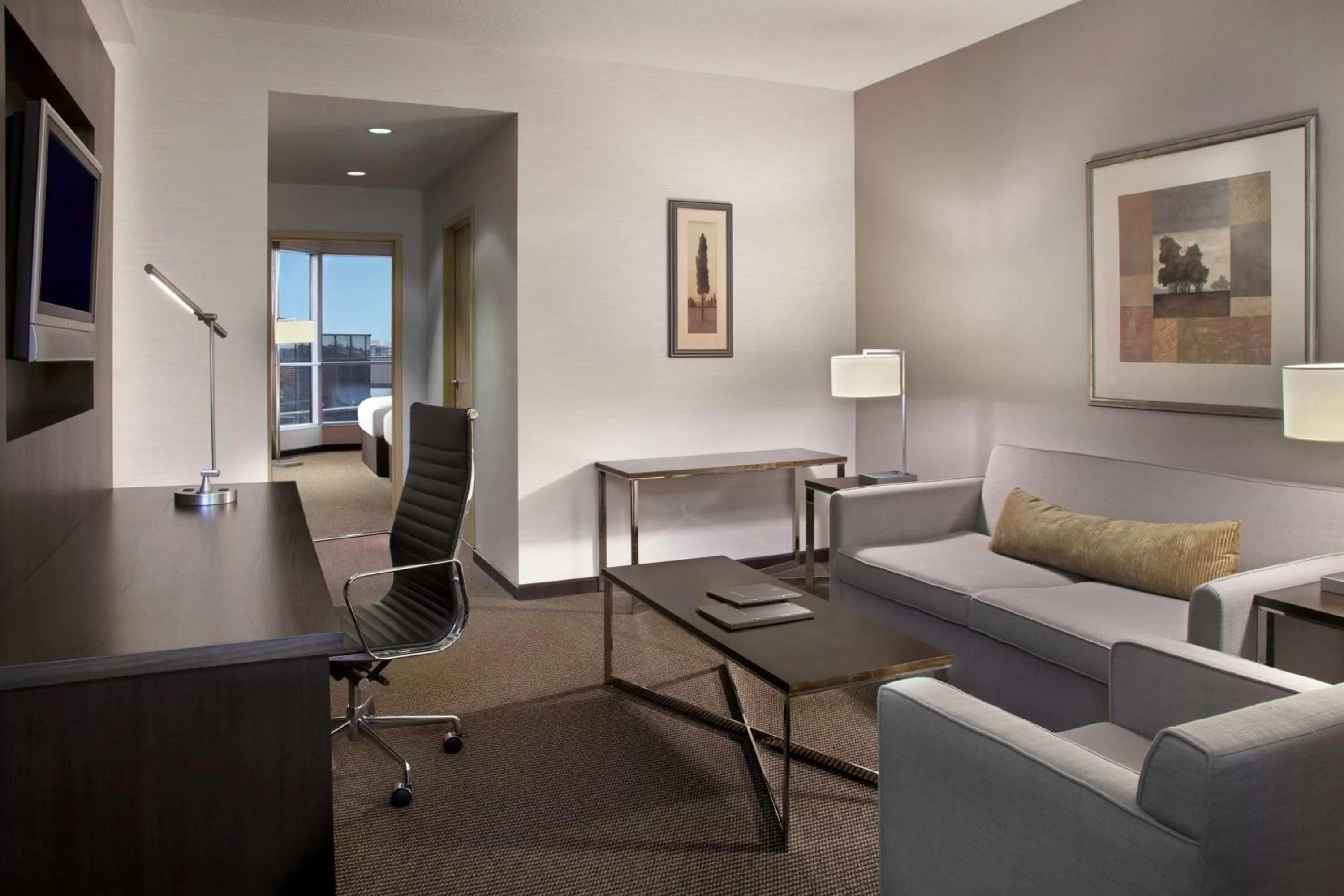 Bedroom in Hilton Suites Toronto-Markham Conference Centre & Spa