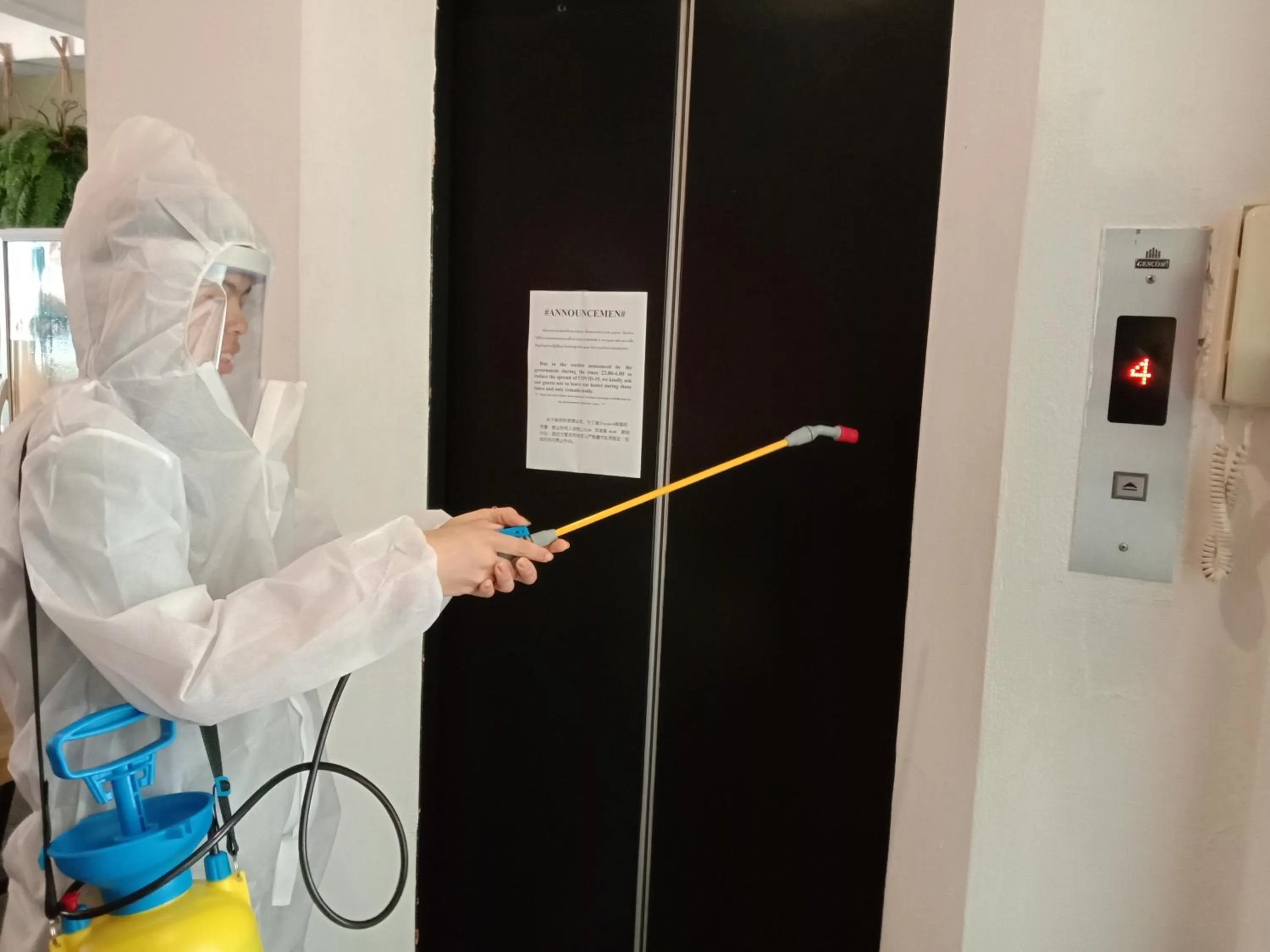 Staff in 3Howw Hostel @ Sukhumvit 21