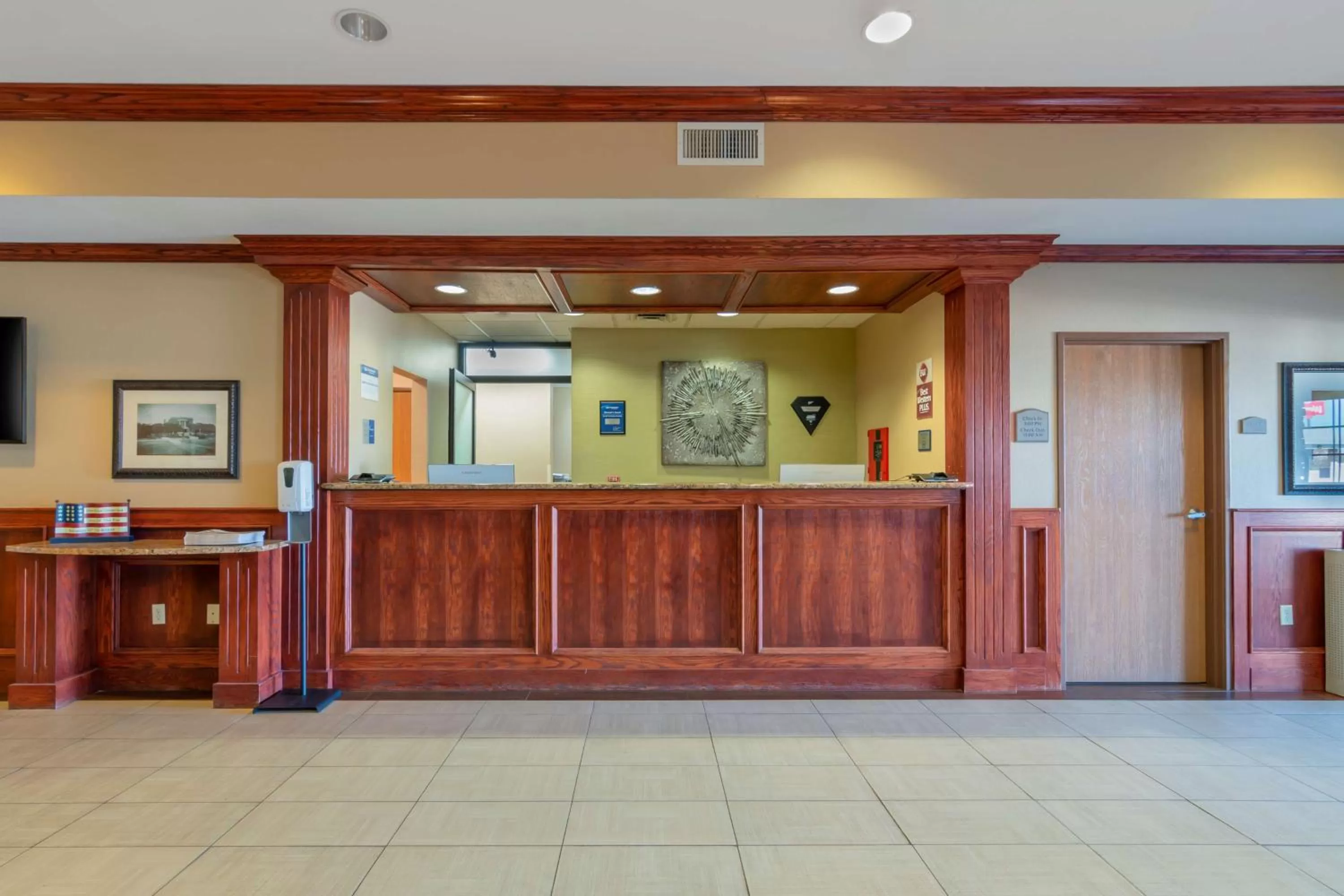 Lobby or reception in Best Western Plus Butterfield Inn