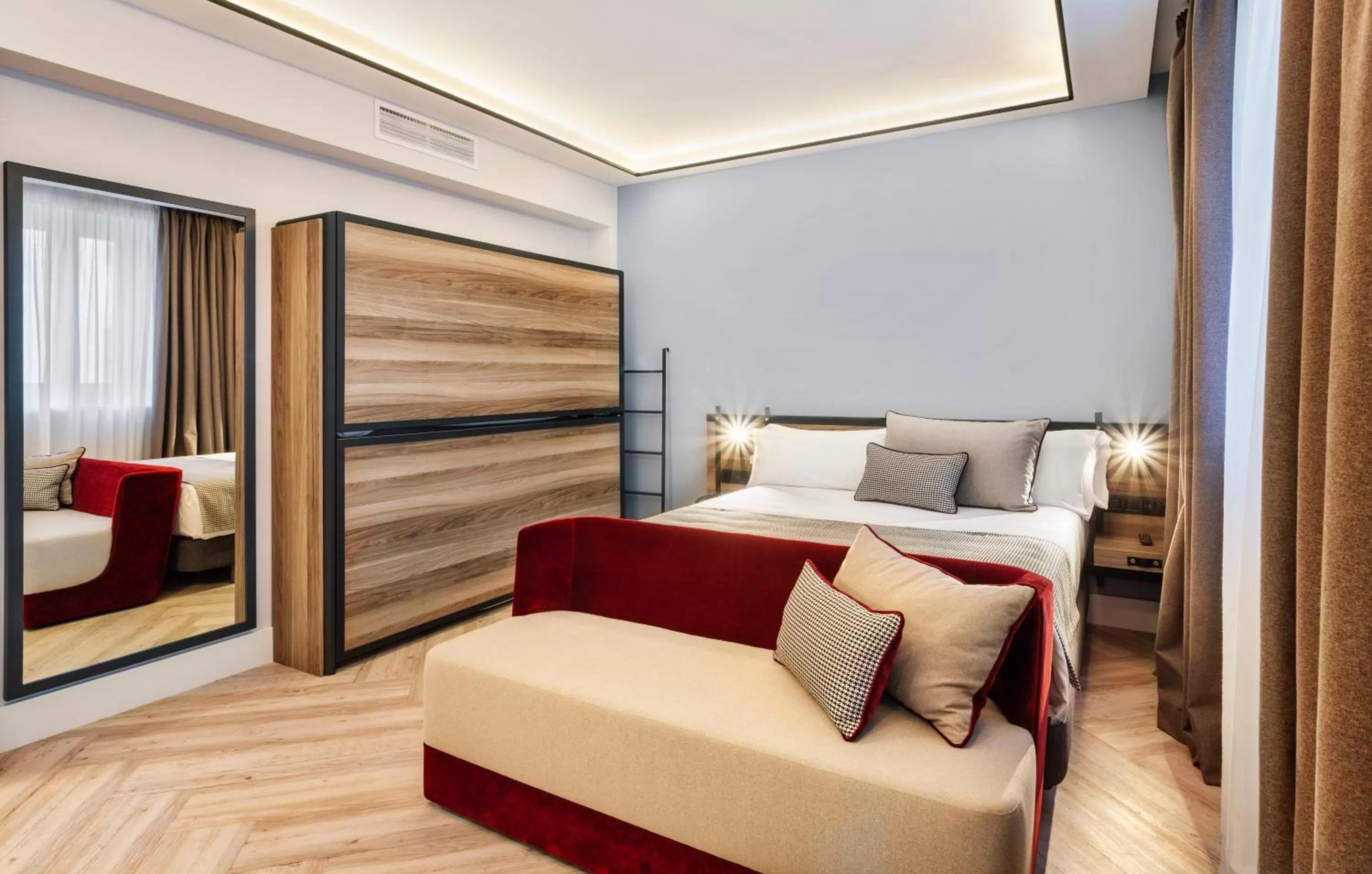 Bed in Catalonia Goya