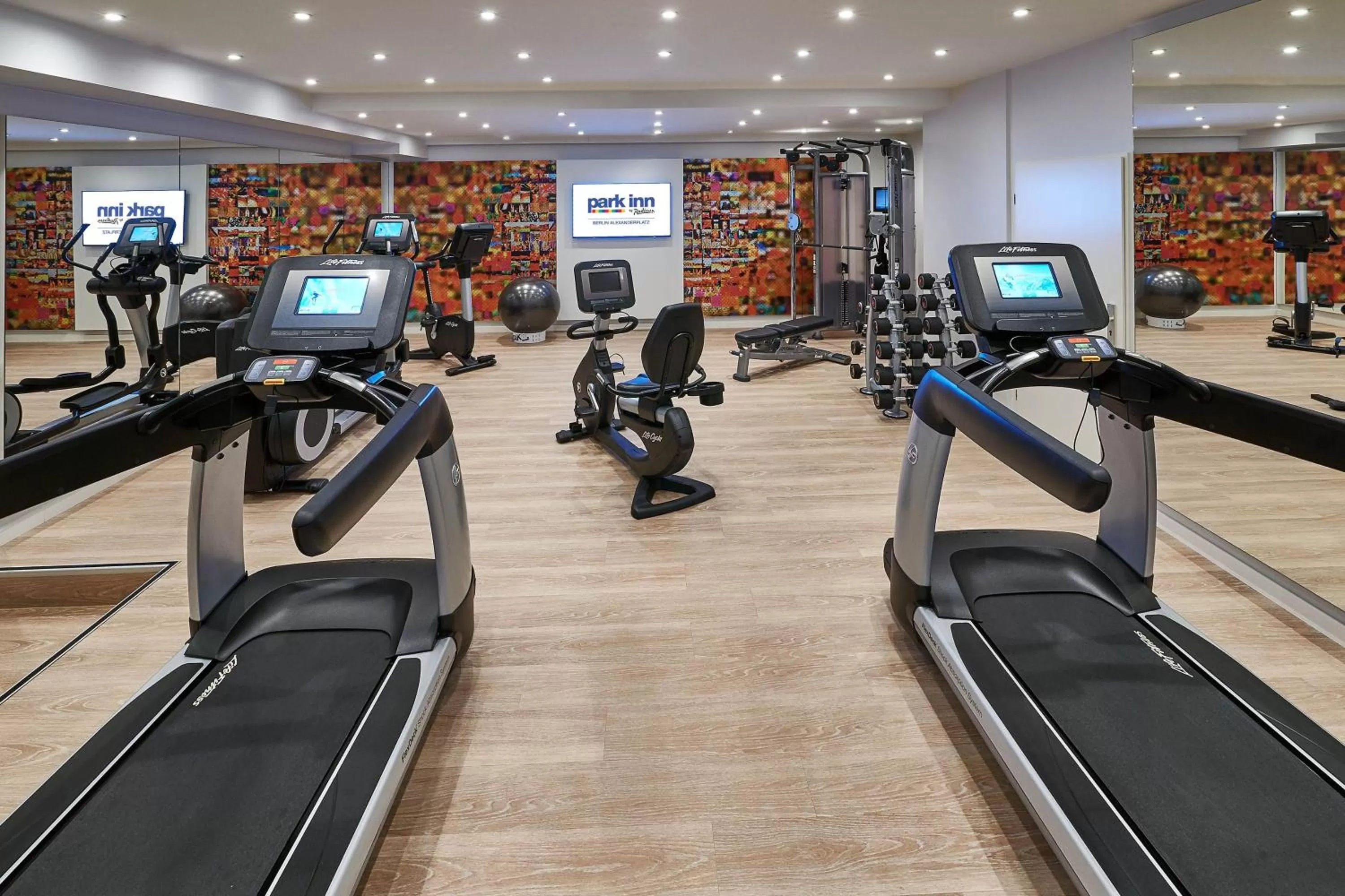 Fitness centre/facilities in Park Inn by Radisson Berlin Alexanderplatz