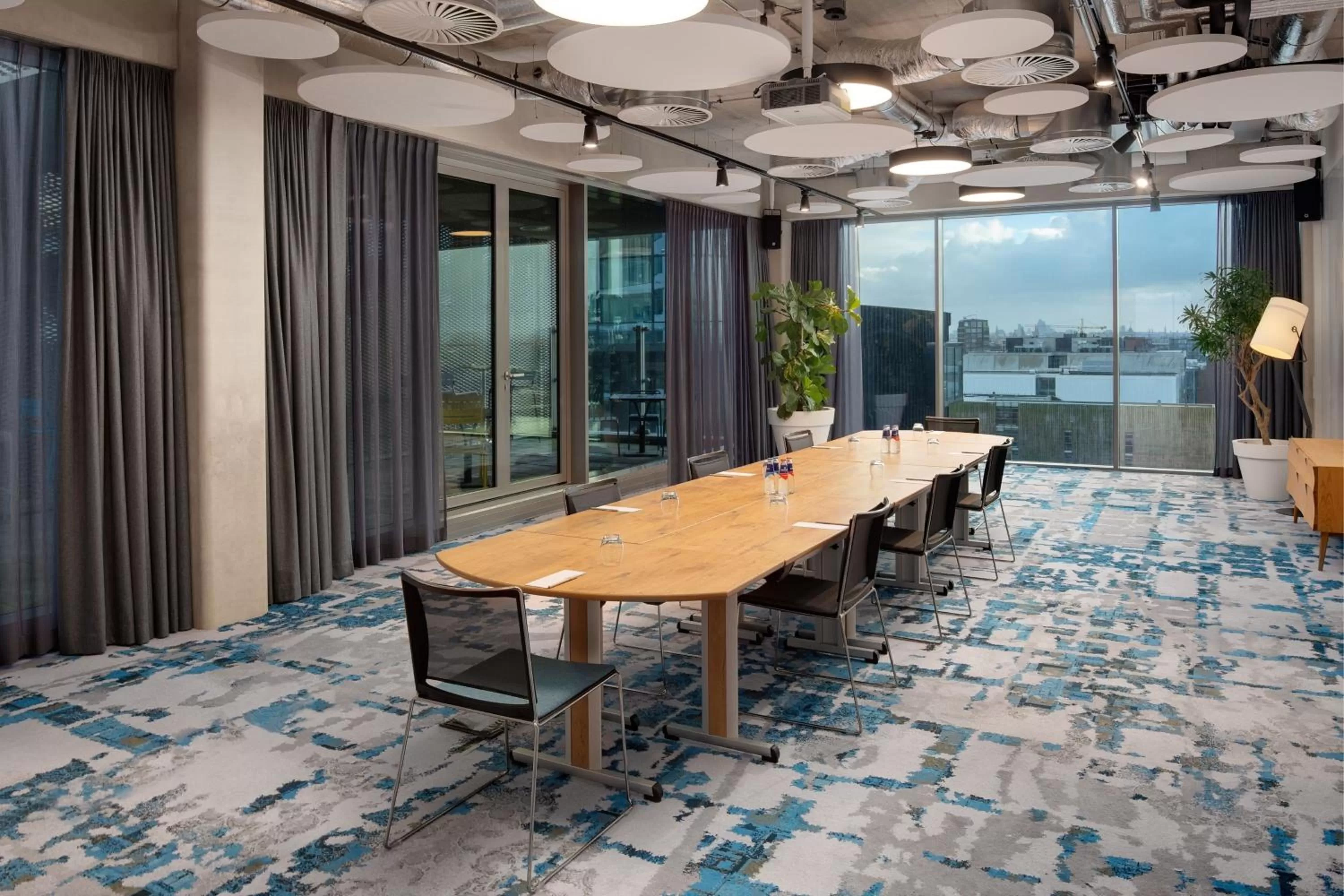 Meeting/conference room in Residence Inn by Marriott Amsterdam Houthavens