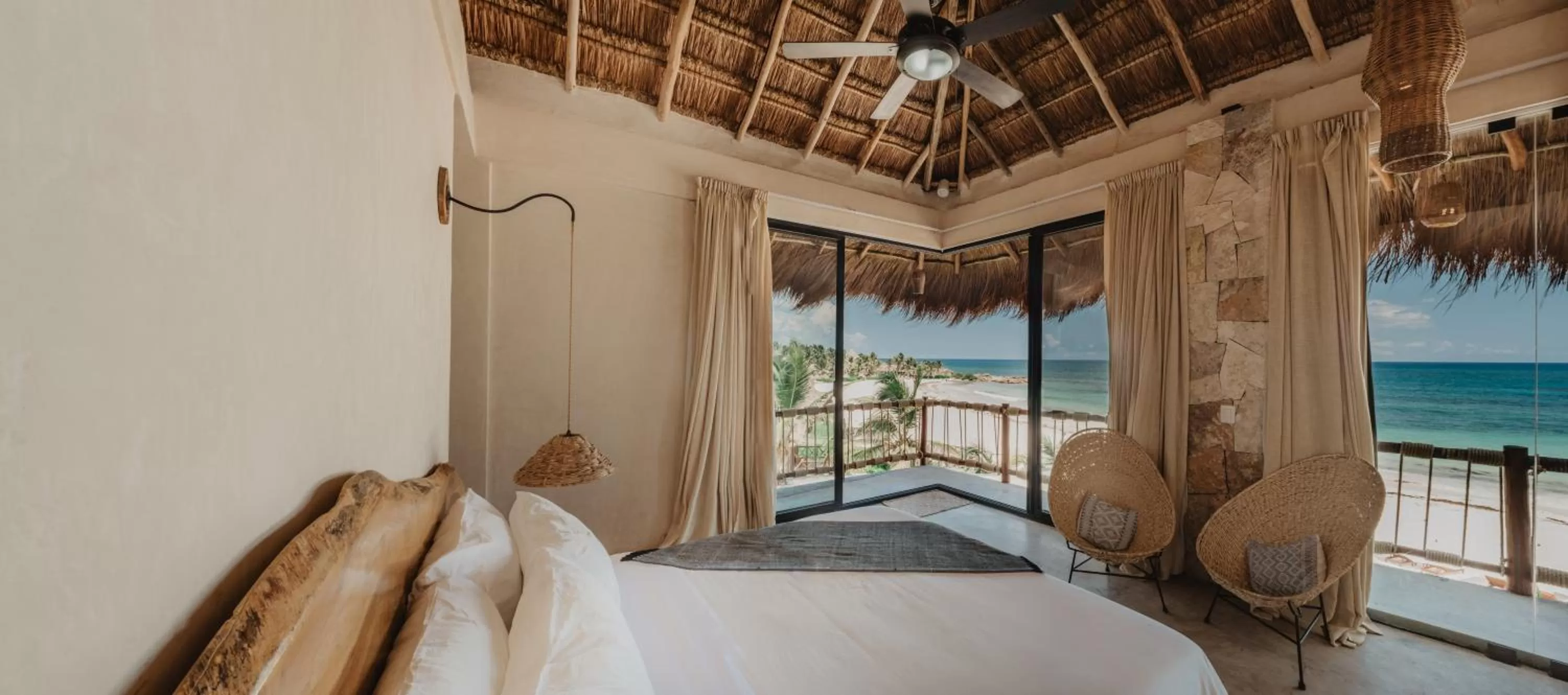 Property building, Bed in Akkuun Tulum - Adults Only