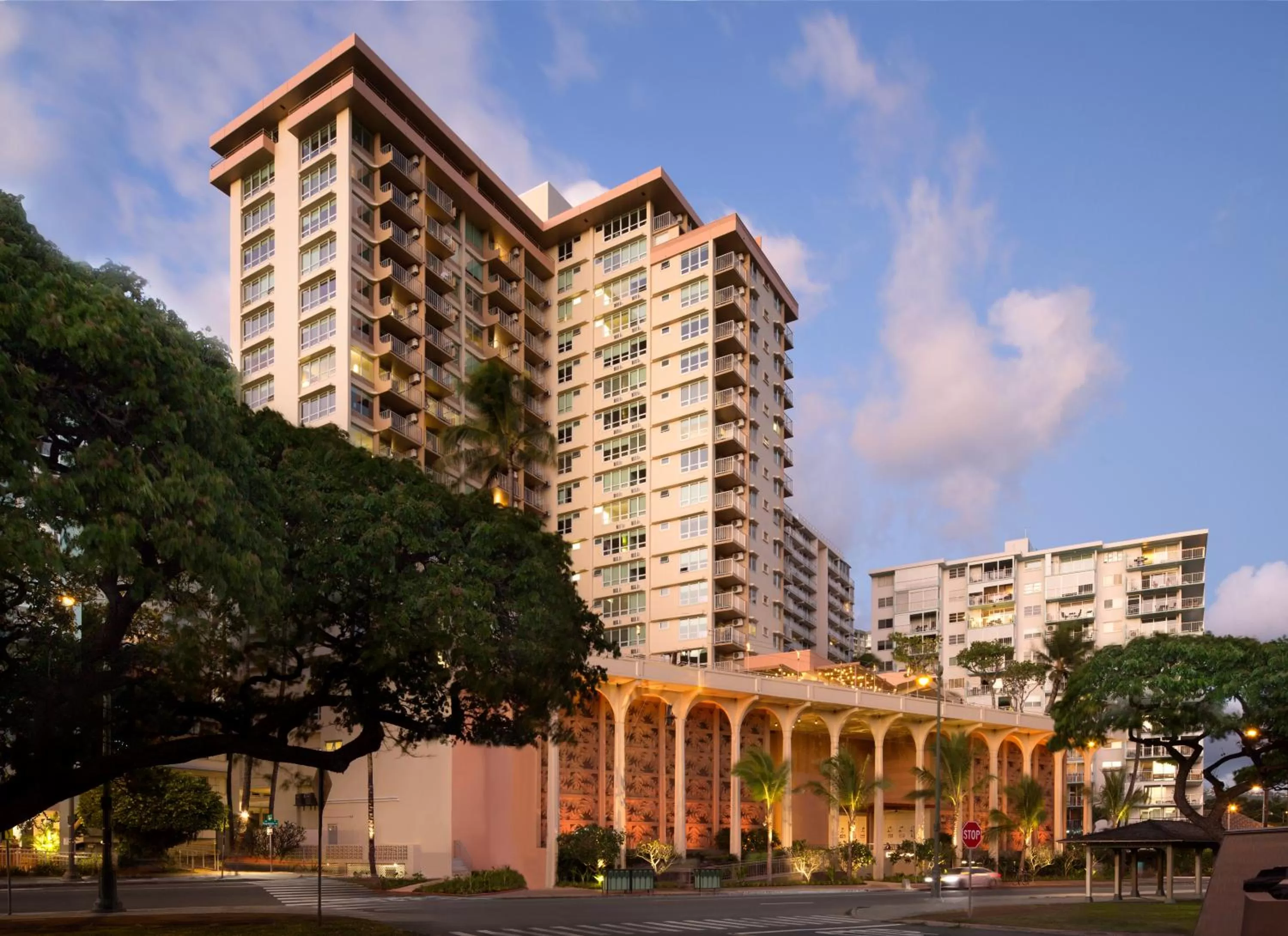 Property building in Queen Kapiolani Hotel