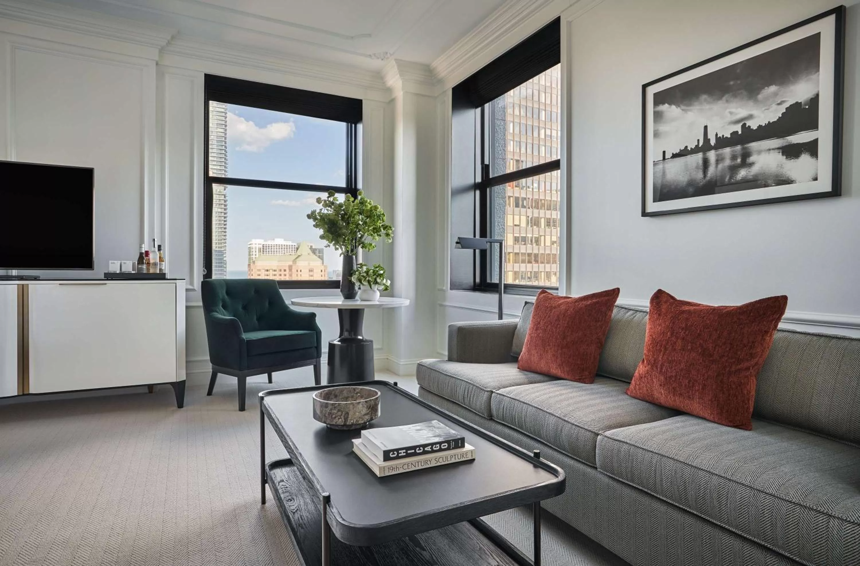 Bedroom in Pendry Chicago