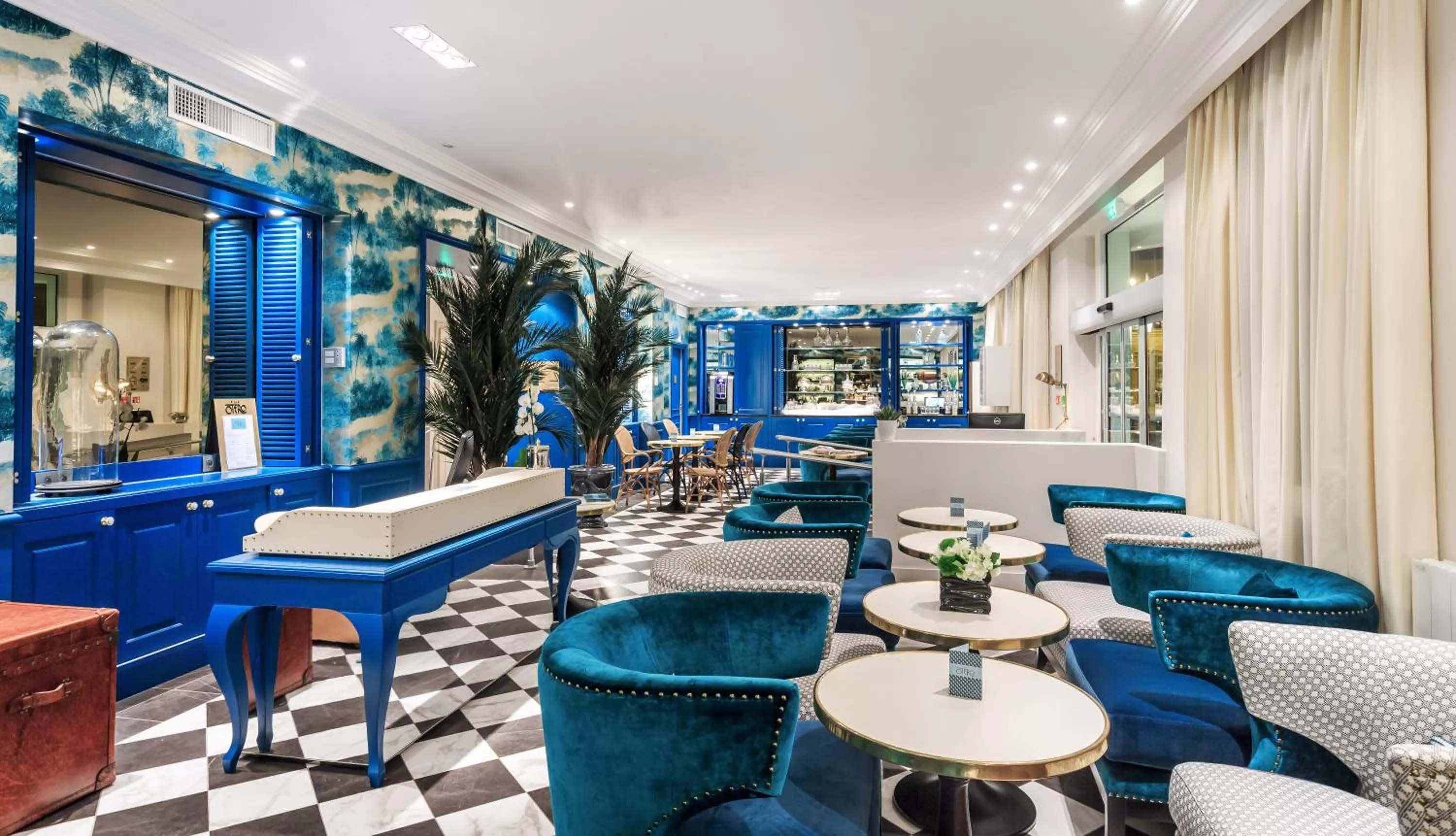 Lobby or reception in Villa Otero by Happyculture