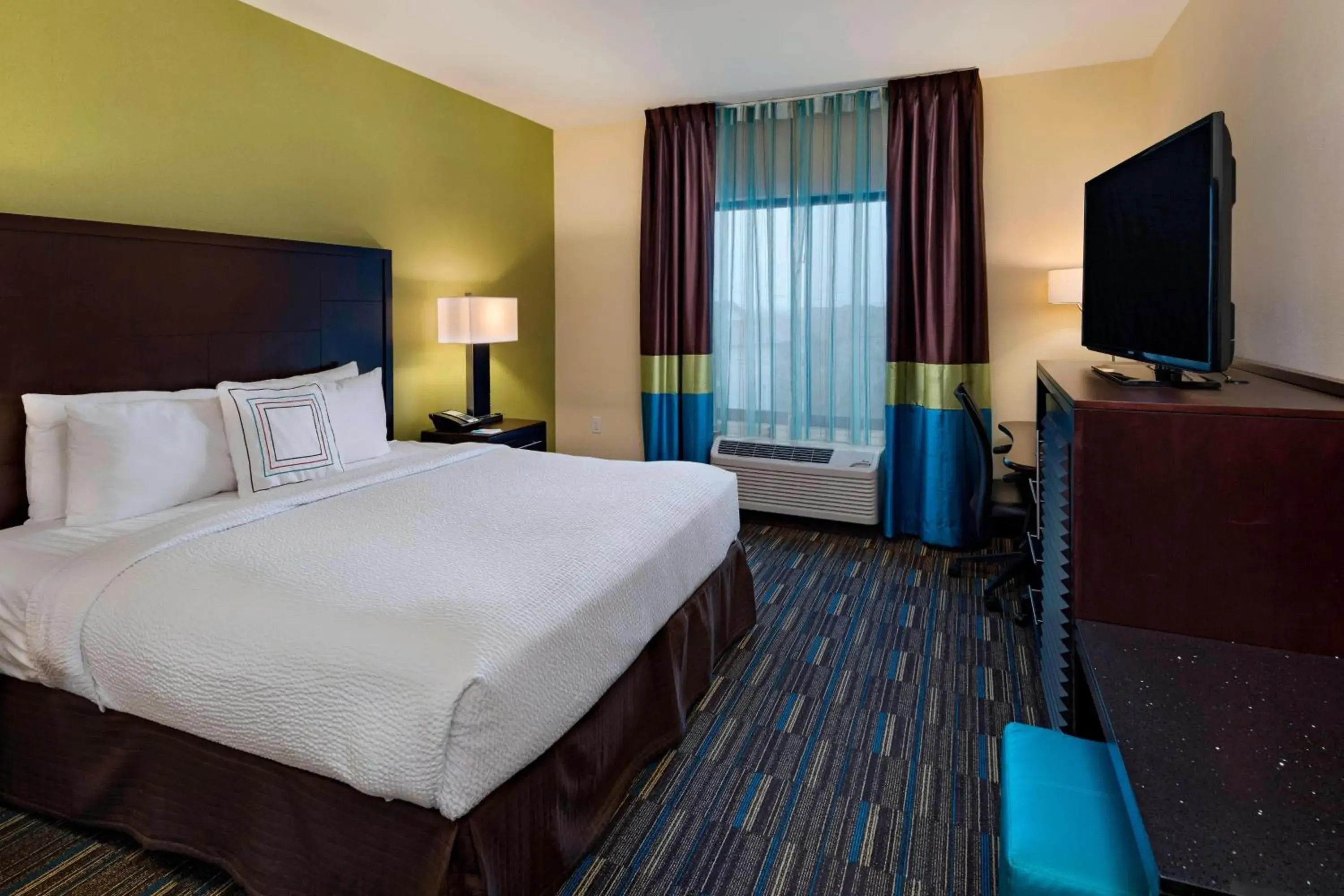 King Room in Fairfield Inn and Suites by Marriott Austin Northwest/Research Blvd King Room in Fairfield Inn and Suites by Marriott Austin Northwest/Research Blvd