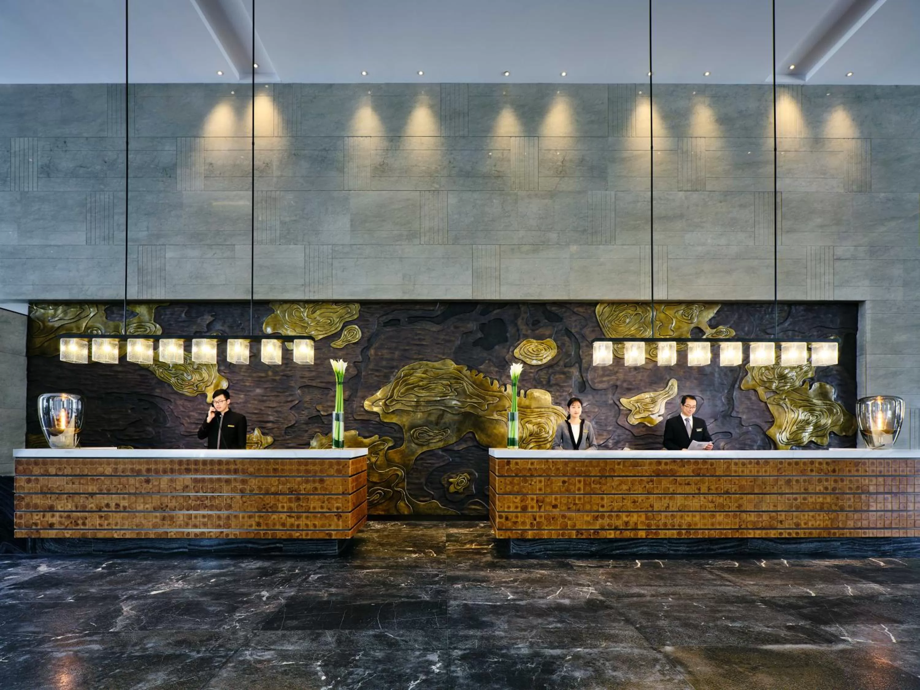 Lobby or reception in Primus Hotel Shanghai Sanjiagang - Offer Pudong International Airport and Disney shuttle