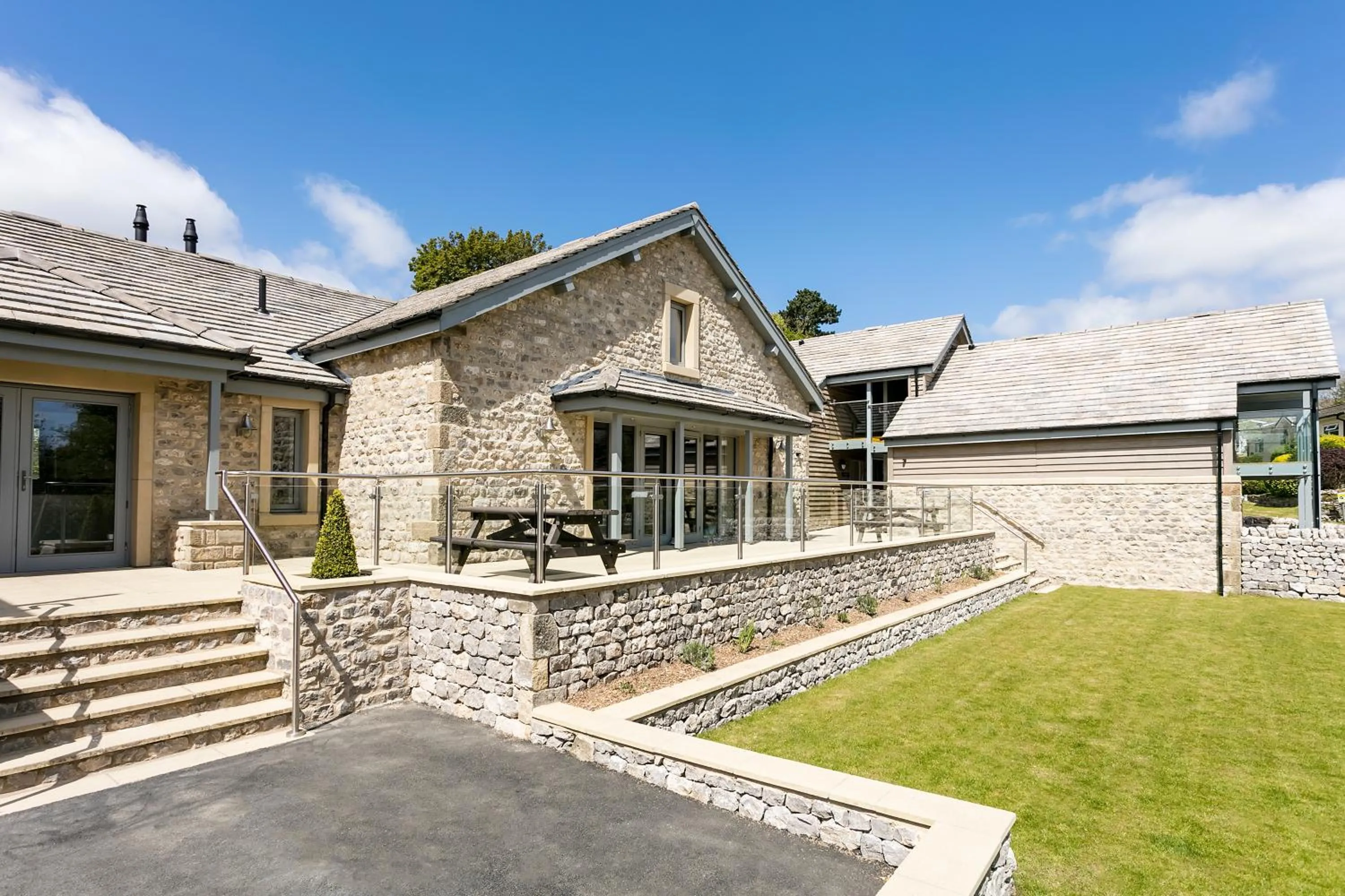 Property building in The Gamekeeper's Inn