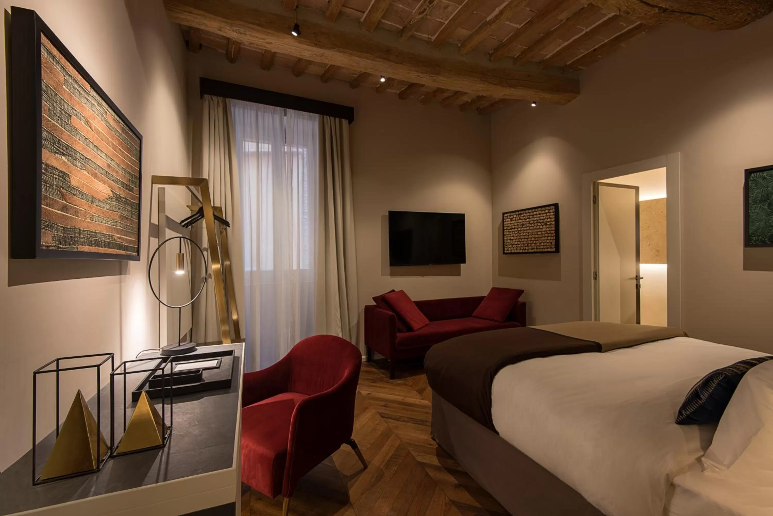 Bed in Times Suites - Guesthouse