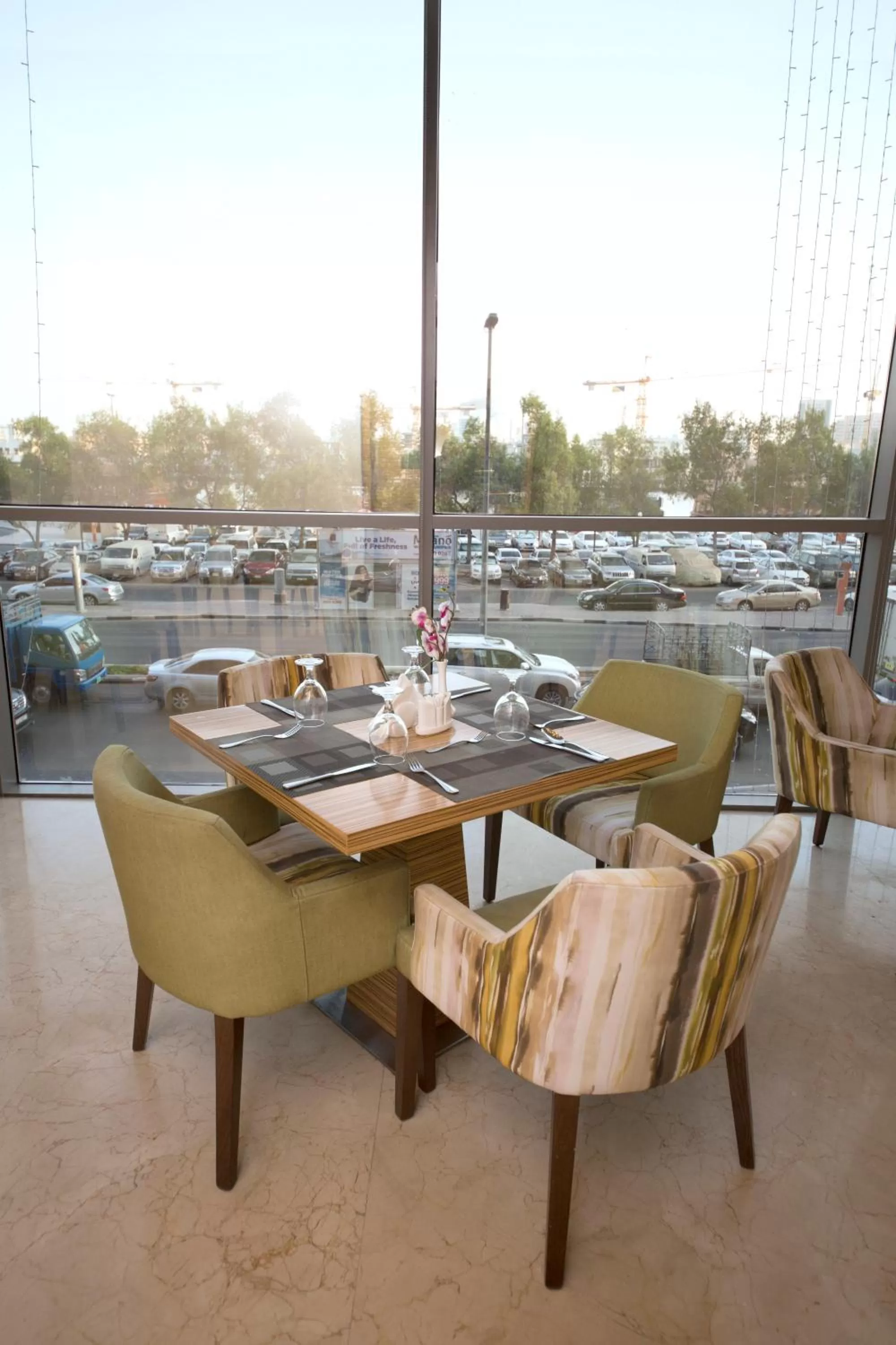 Restaurant/places to eat in Best Western Plus Pearl Creek