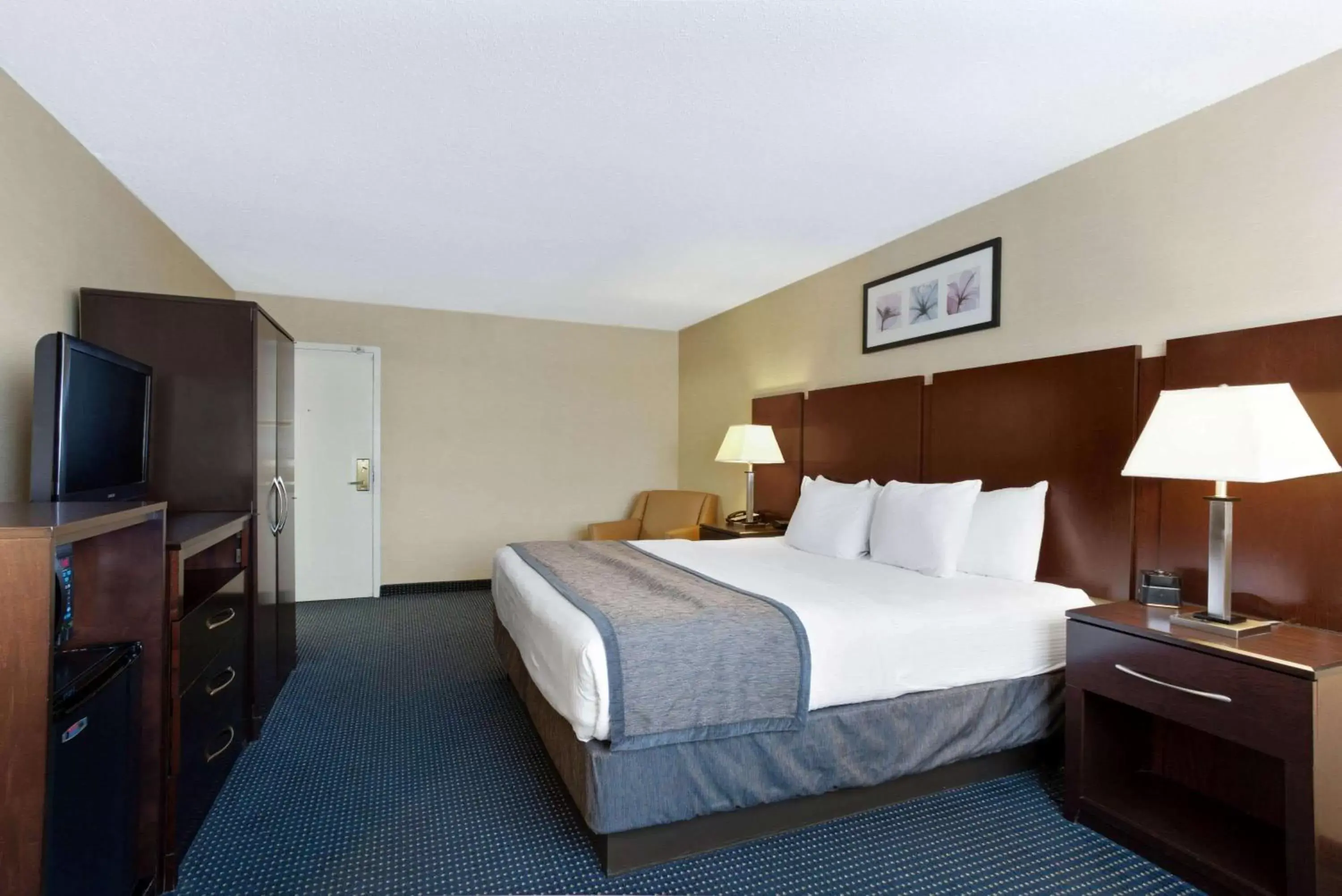 1 King Bed, Non-Smoking in La Quinta by Wyndham Manchester 1 King Bed, Non-Smoking in La Quinta by Wyndham Manchester