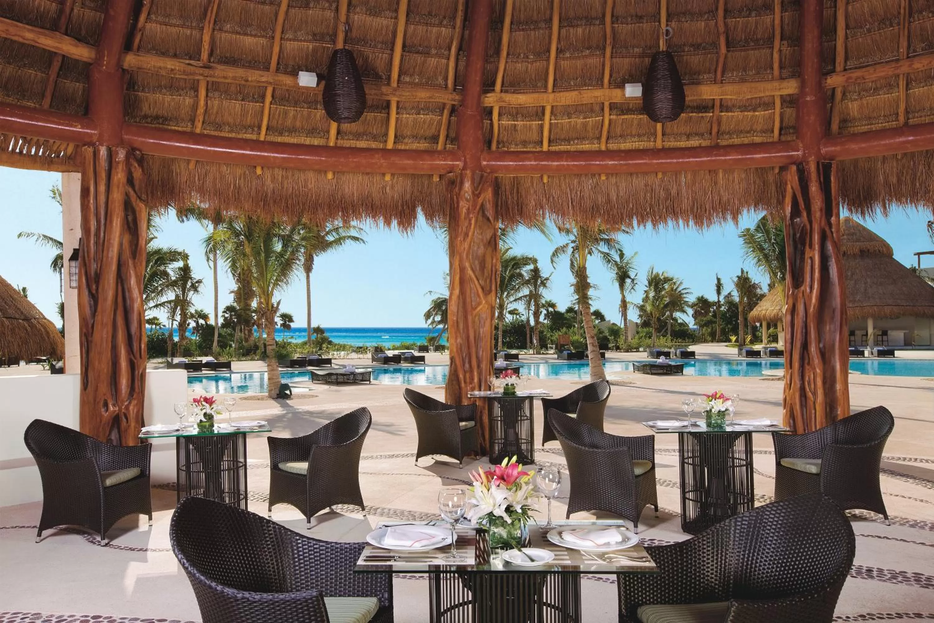 Food and drinks in Secrets Maroma Beach Riviera Cancun - Adults only