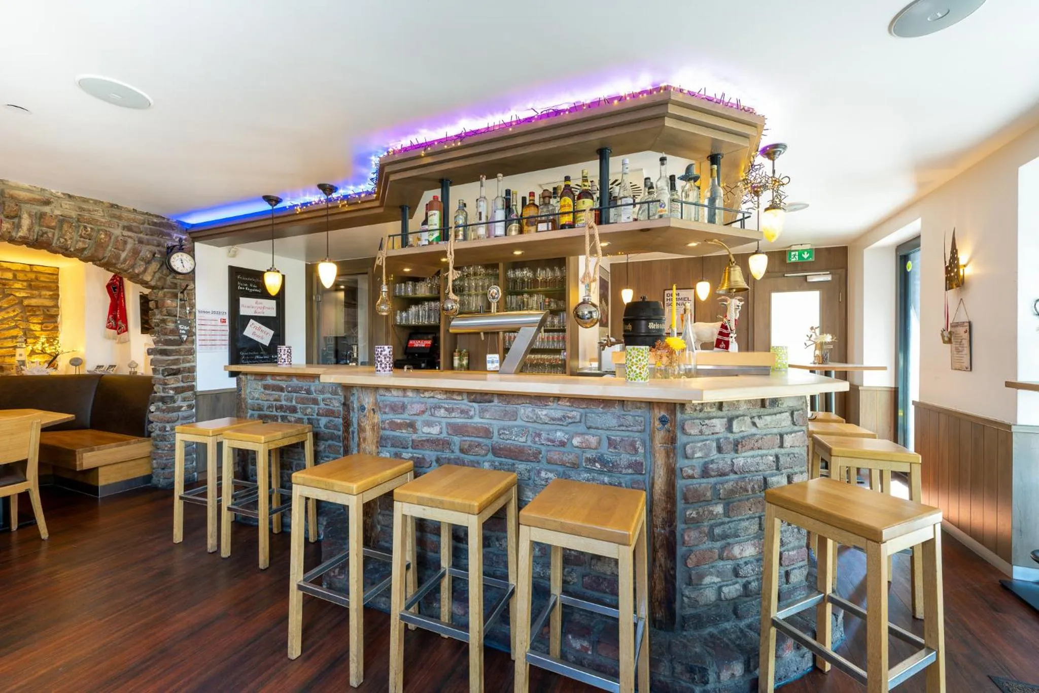 Dining area in Triton