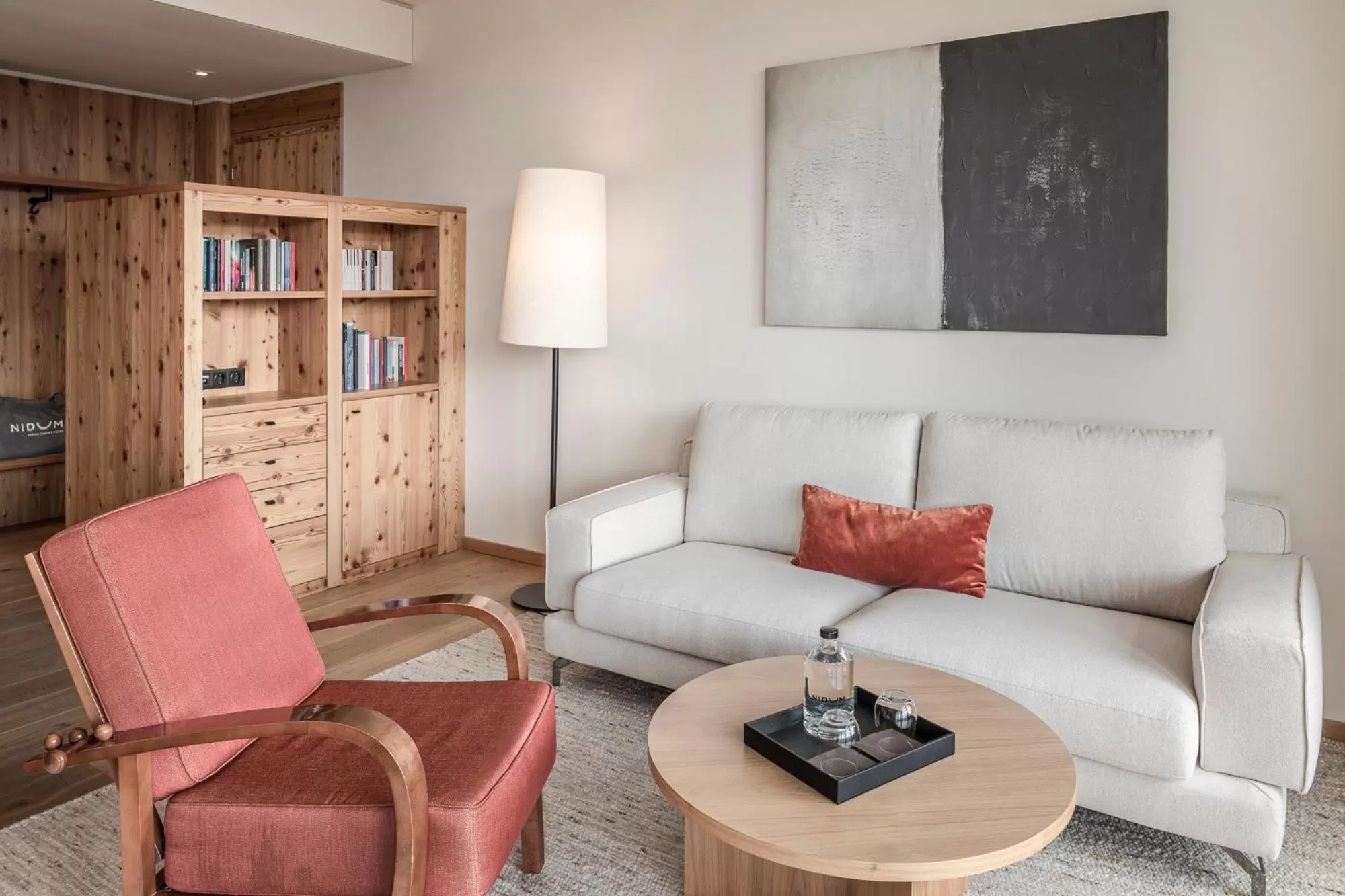 NIDUM - Casual Luxury Hotel