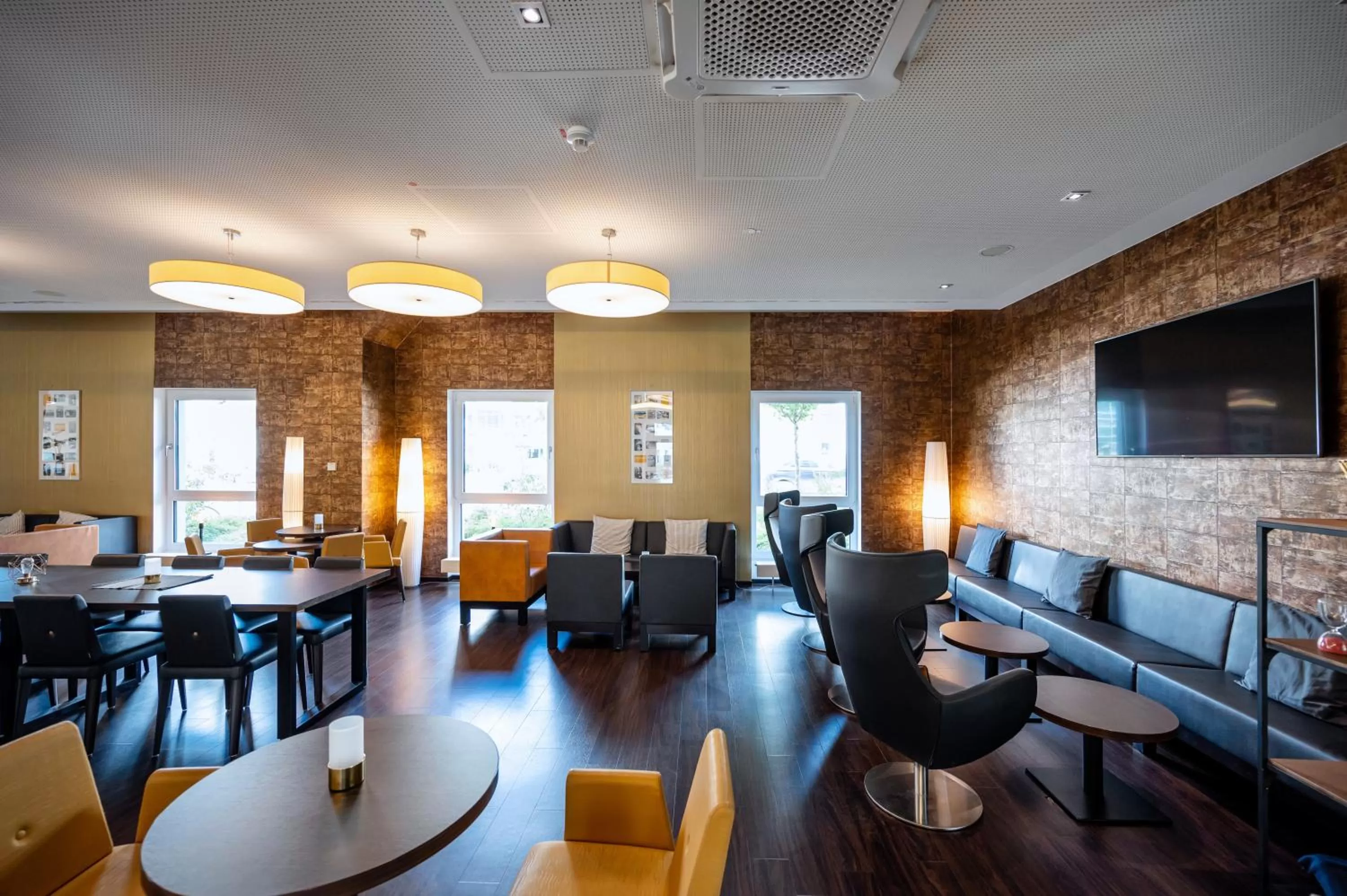 Communal lounge/ TV room in Staycity Aparthotels Heidelberg