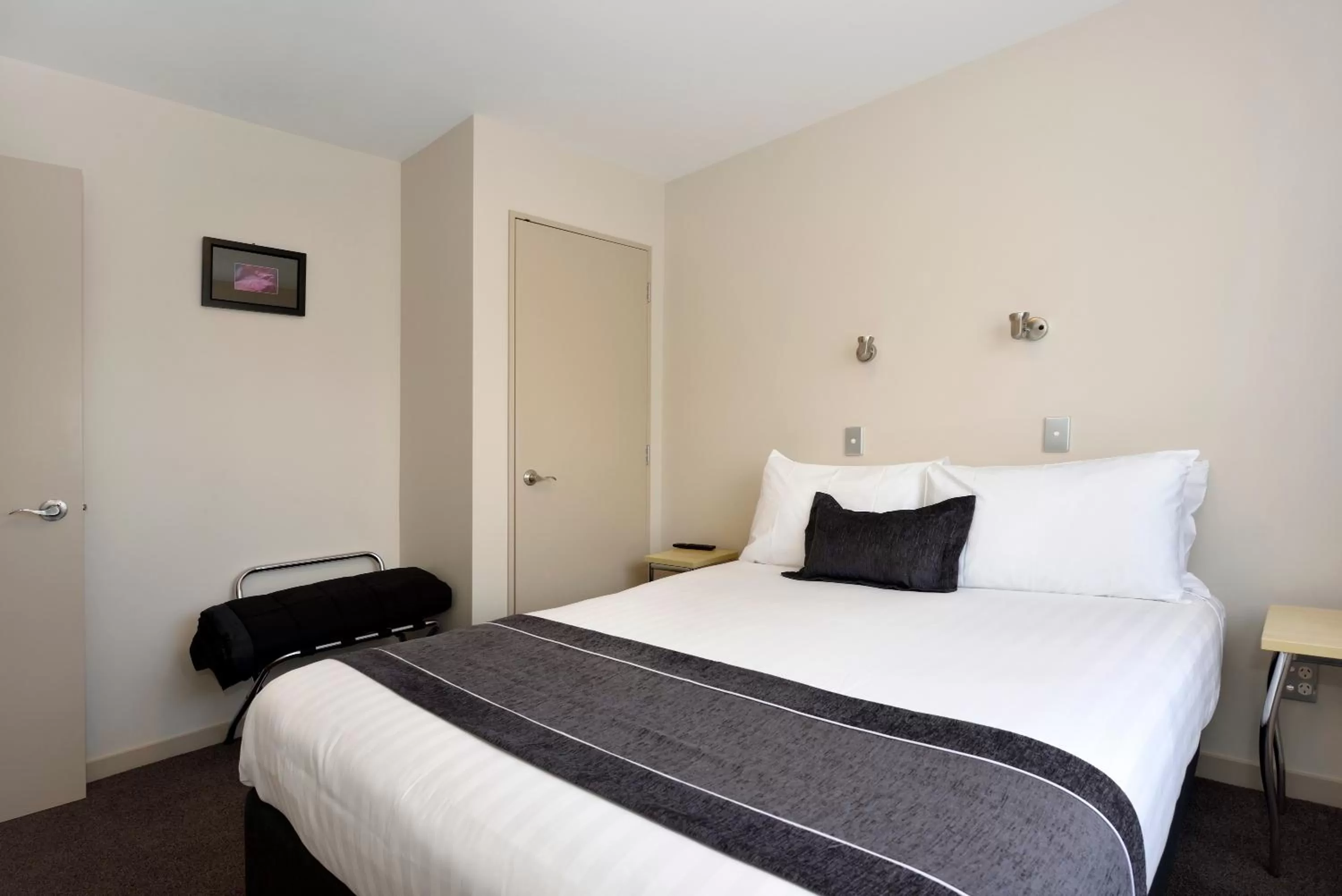 Bedroom, Bed in 171 On High Motel