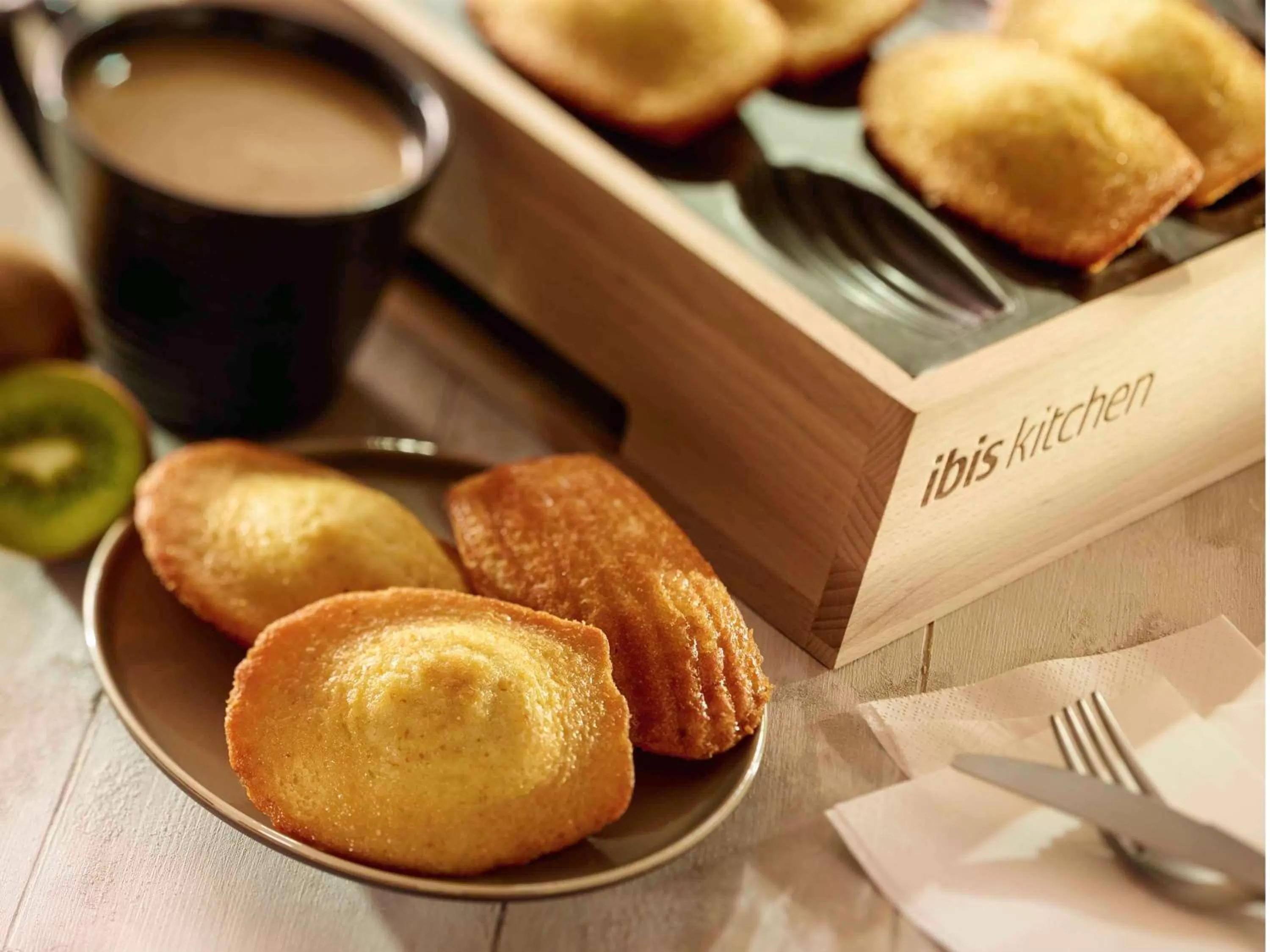 Restaurant/places to eat in ibis Angers Centre Chateau