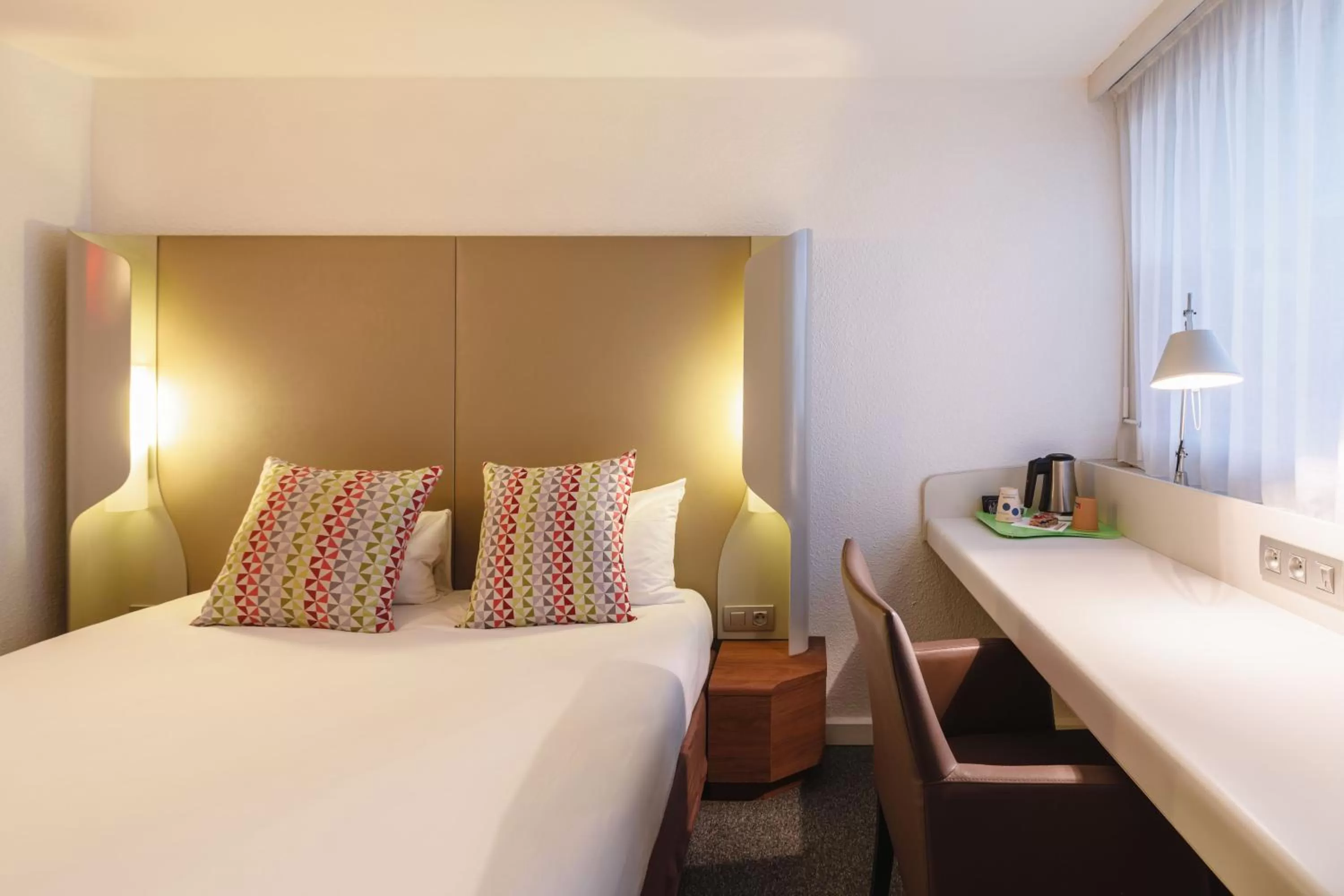 Bedroom, Bed in Campanile NATURE - Lyon Est Bron Eurexpo