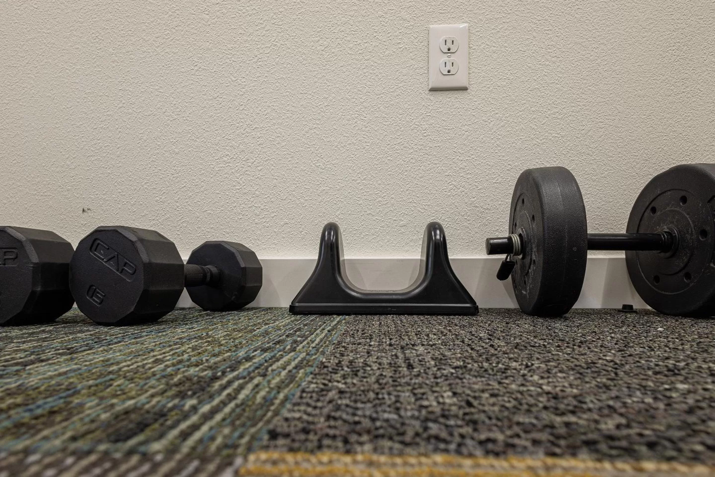 Fitness centre/facilities in Coratel Inn and Suites By Jasper Saint Paul Minneapolis Inver Grove Heights