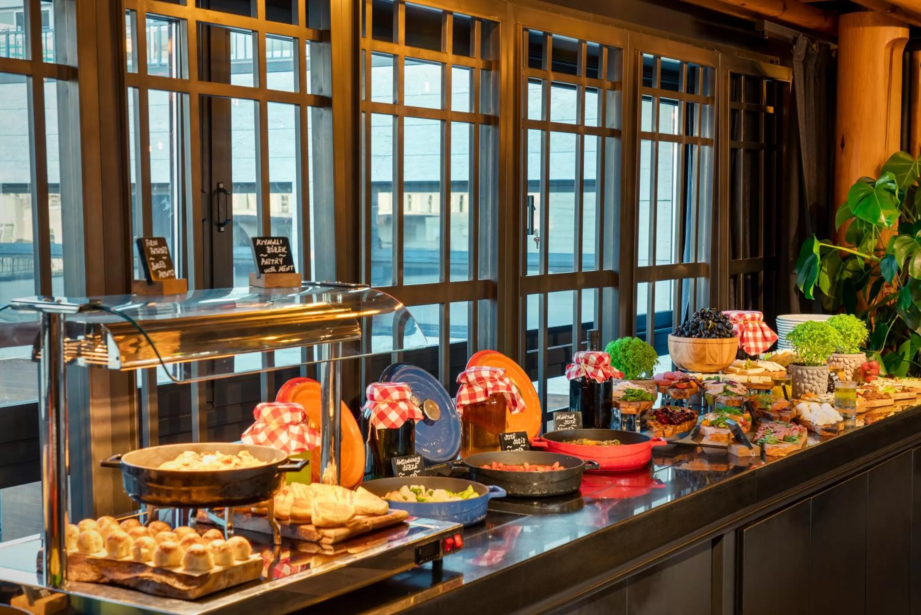 Property building in Novotel Istanbul Bosphorus Hotel